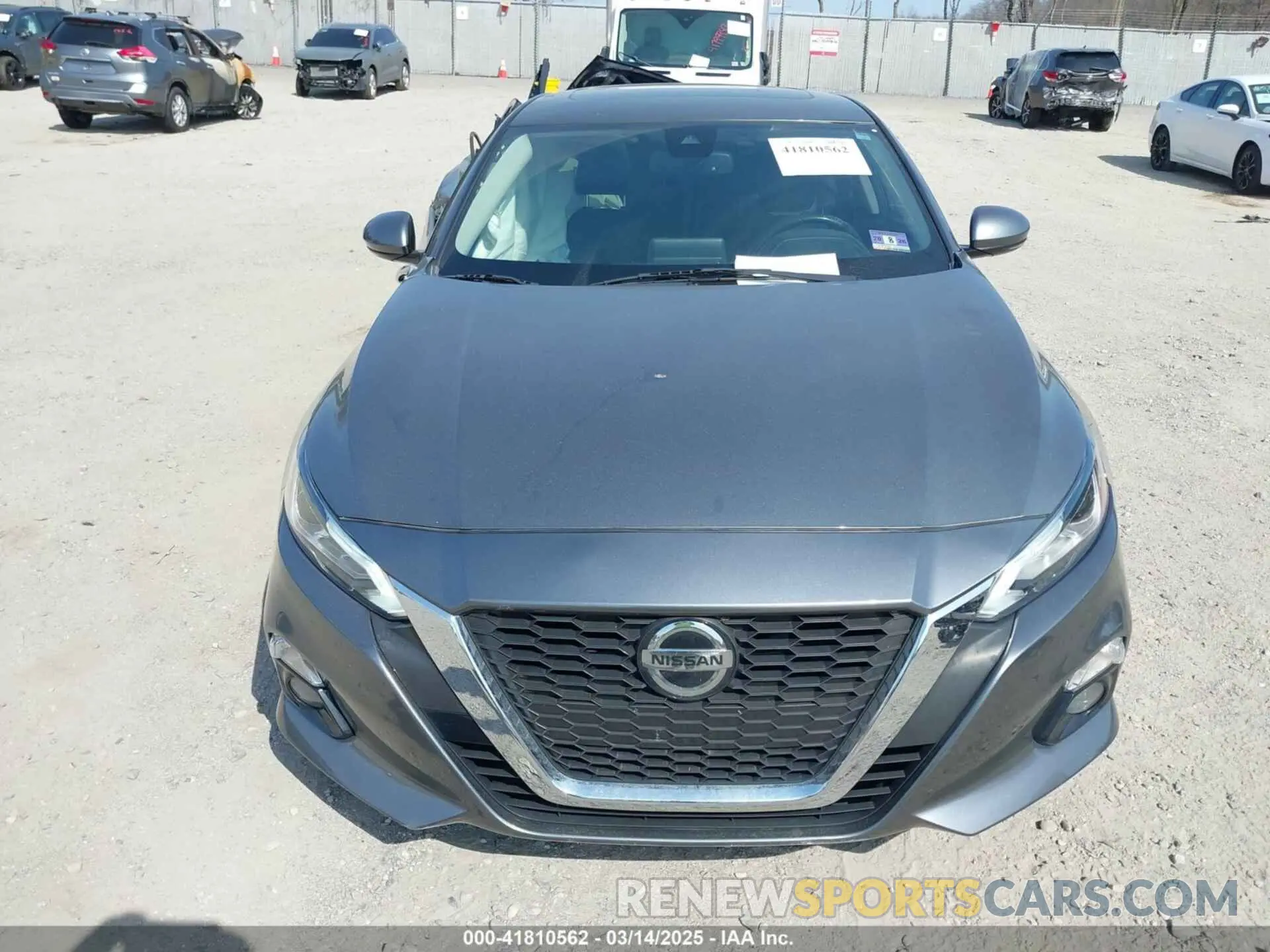 11 Photograph of a damaged car 1N4BL4EV1KC229547 NISSAN ALTIMA 2019