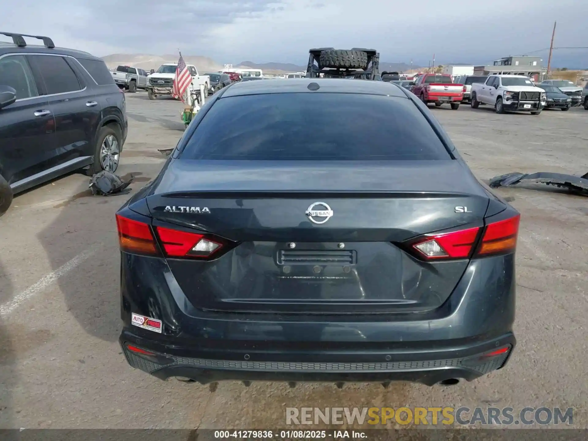 15 Photograph of a damaged car 1N4BL4EV1KC242203 NISSAN ALTIMA 2019