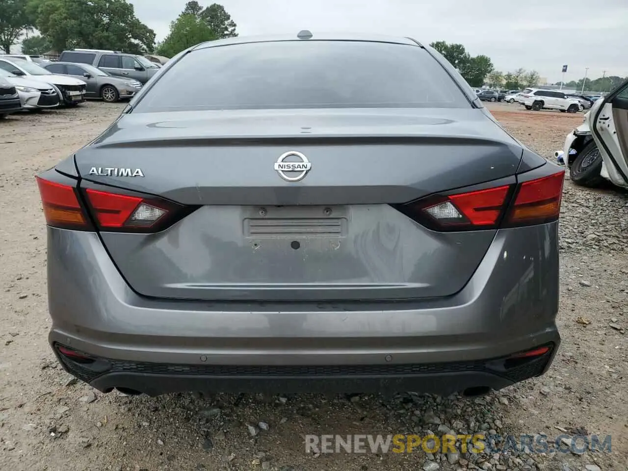 6 Photograph of a damaged car 1N4BL4EV1KC245392 NISSAN ALTIMA 2019