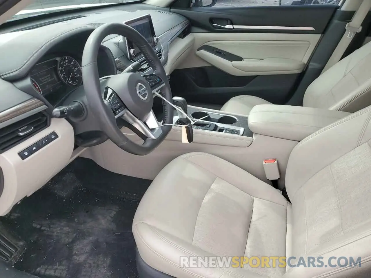 7 Photograph of a damaged car 1N4BL4EV2KC144409 NISSAN ALTIMA 2019