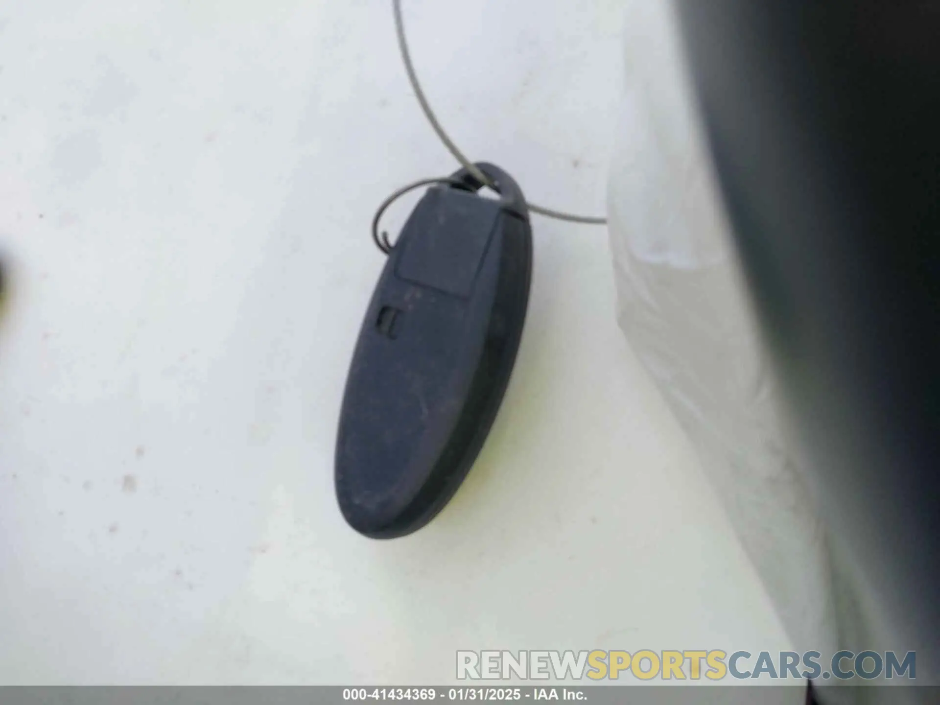 11 Photograph of a damaged car 1N4BL4EV2KC151649 NISSAN ALTIMA 2019