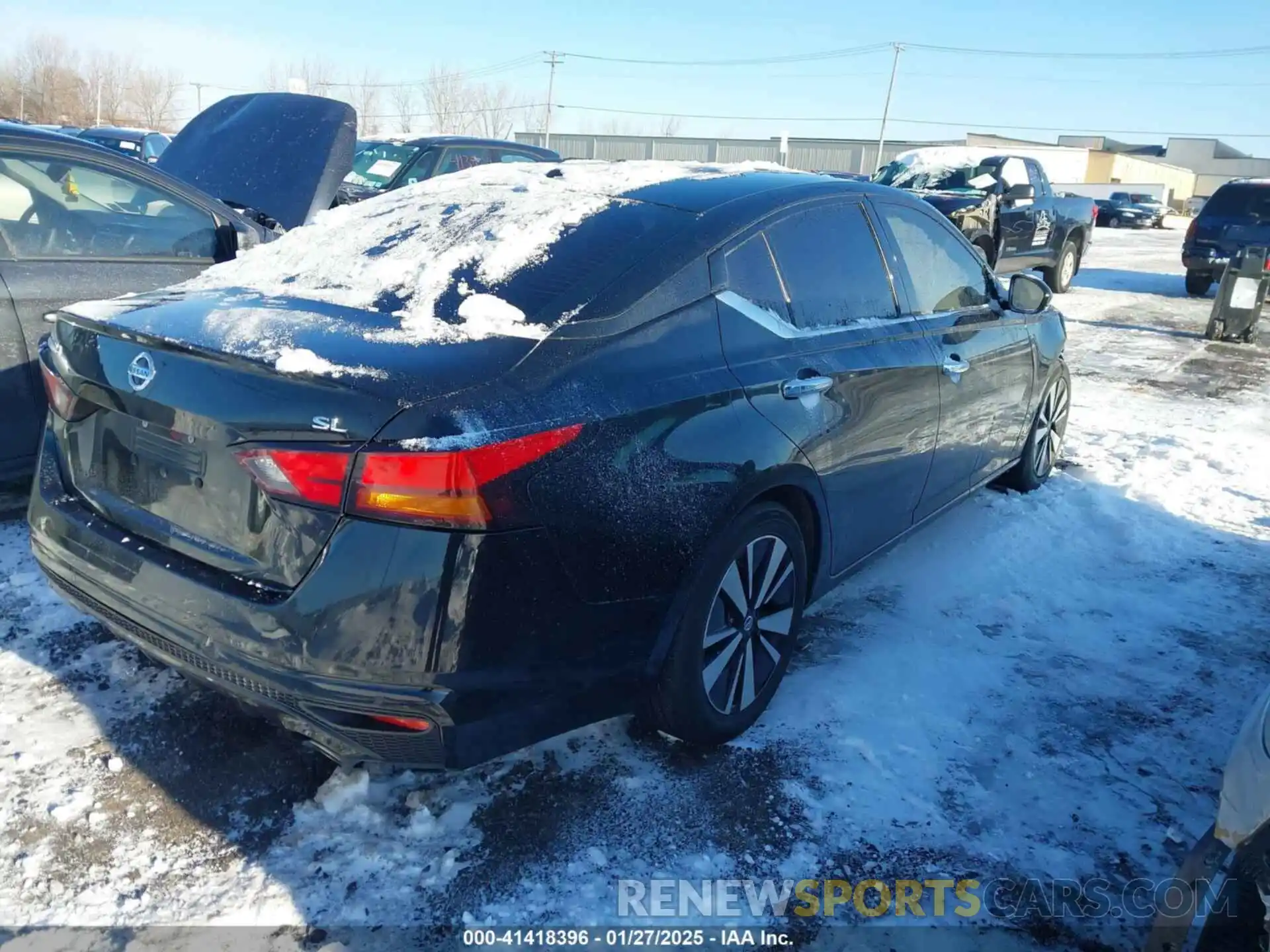 4 Photograph of a damaged car 1N4BL4EV2KC255705 NISSAN ALTIMA 2019