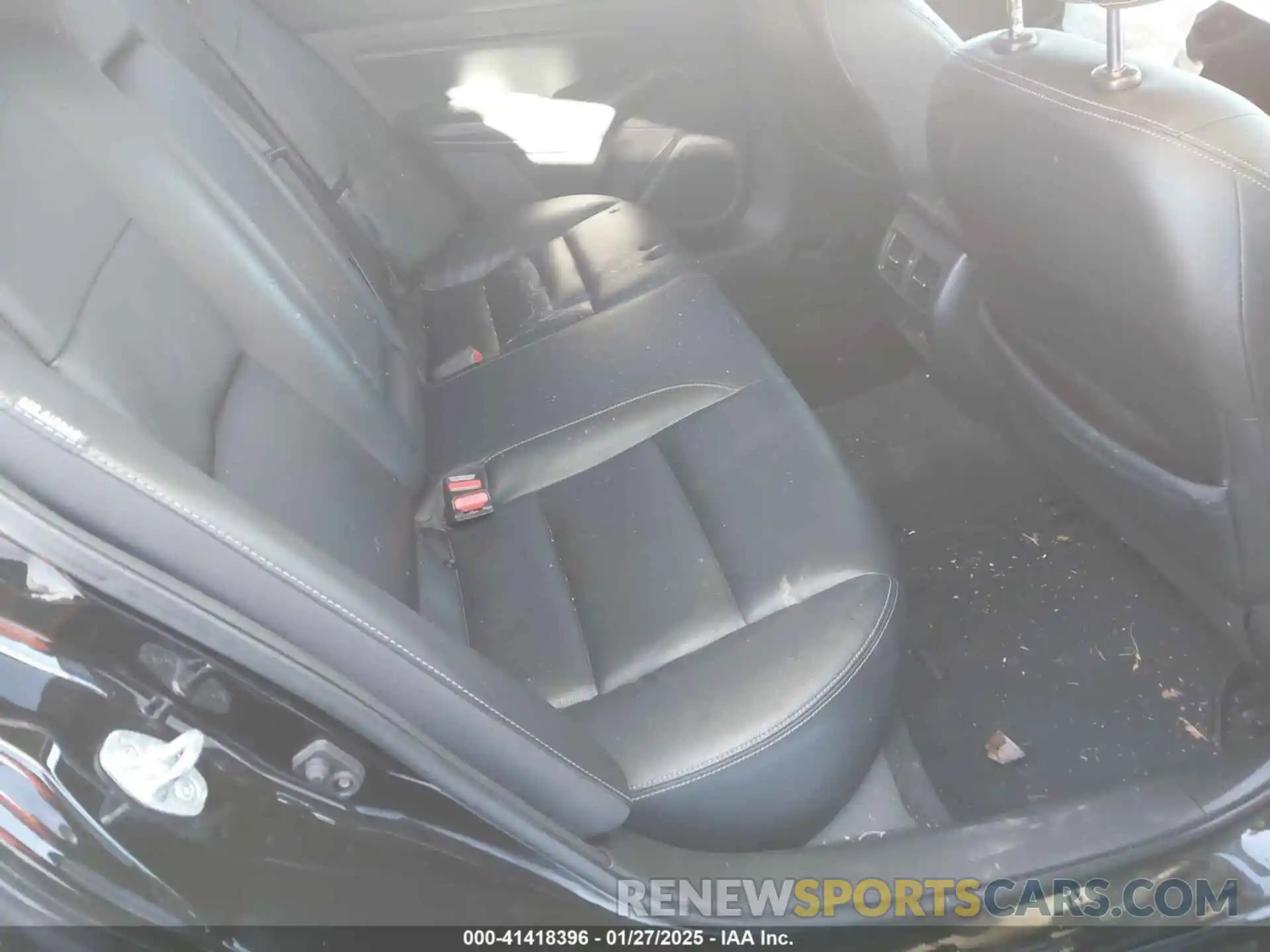 8 Photograph of a damaged car 1N4BL4EV2KC255705 NISSAN ALTIMA 2019