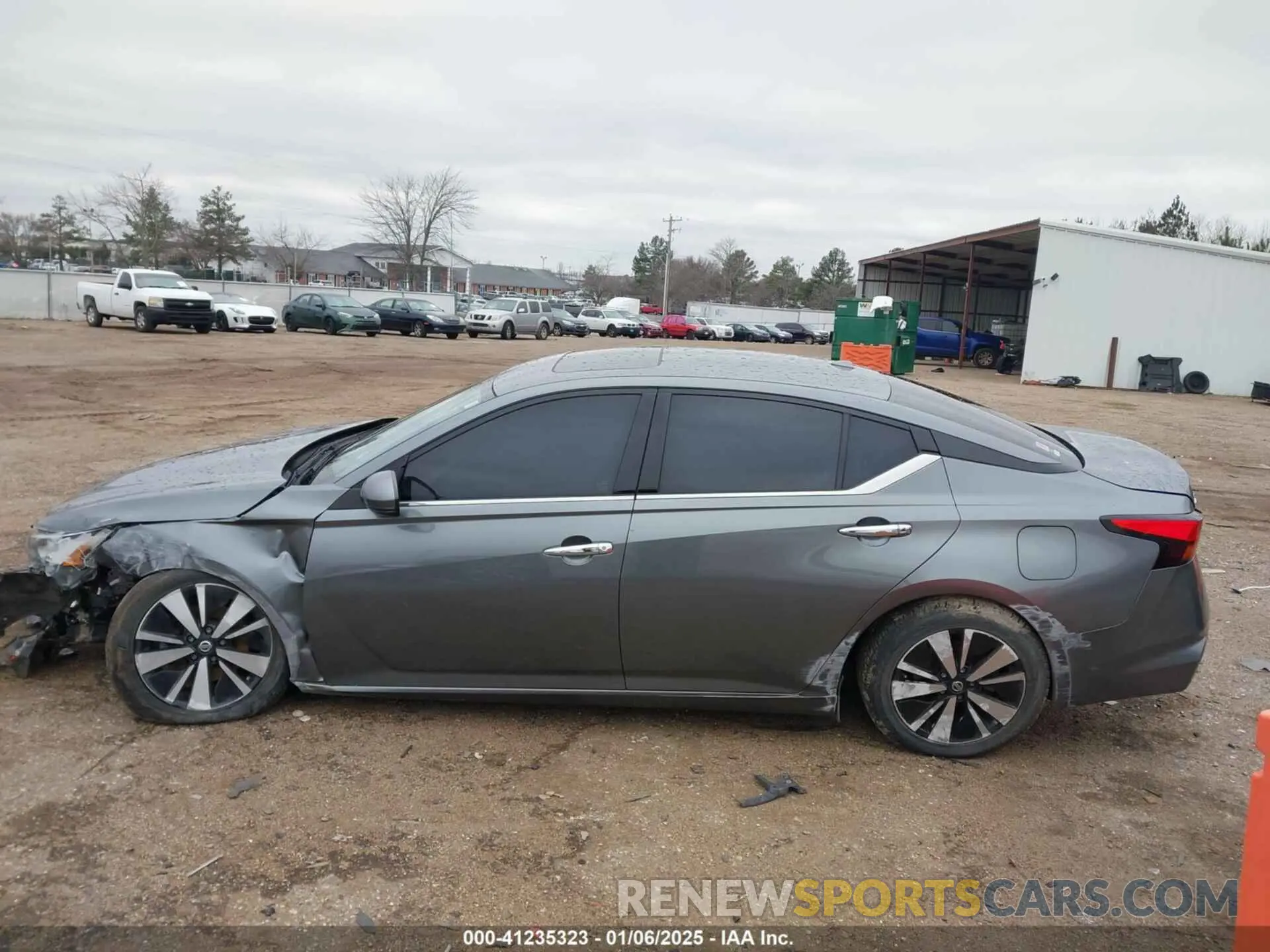 14 Photograph of a damaged car 1N4BL4EV3KC151739 NISSAN ALTIMA 2019