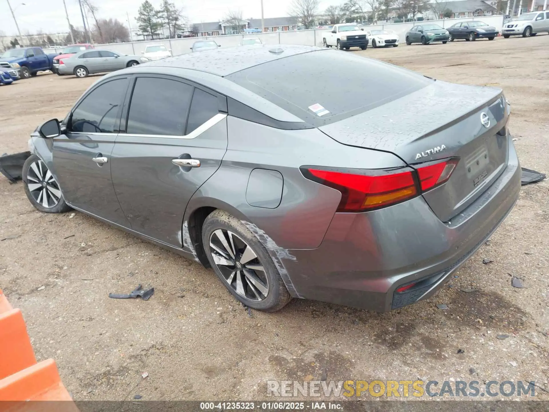 3 Photograph of a damaged car 1N4BL4EV3KC151739 NISSAN ALTIMA 2019