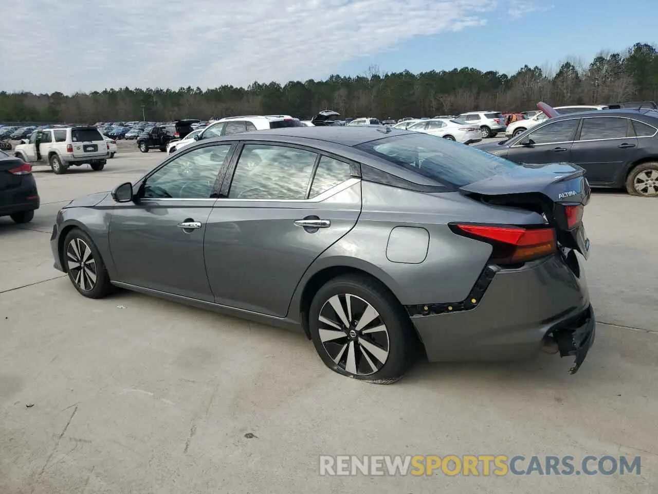 2 Photograph of a damaged car 1N4BL4EV3KC172655 NISSAN ALTIMA 2019