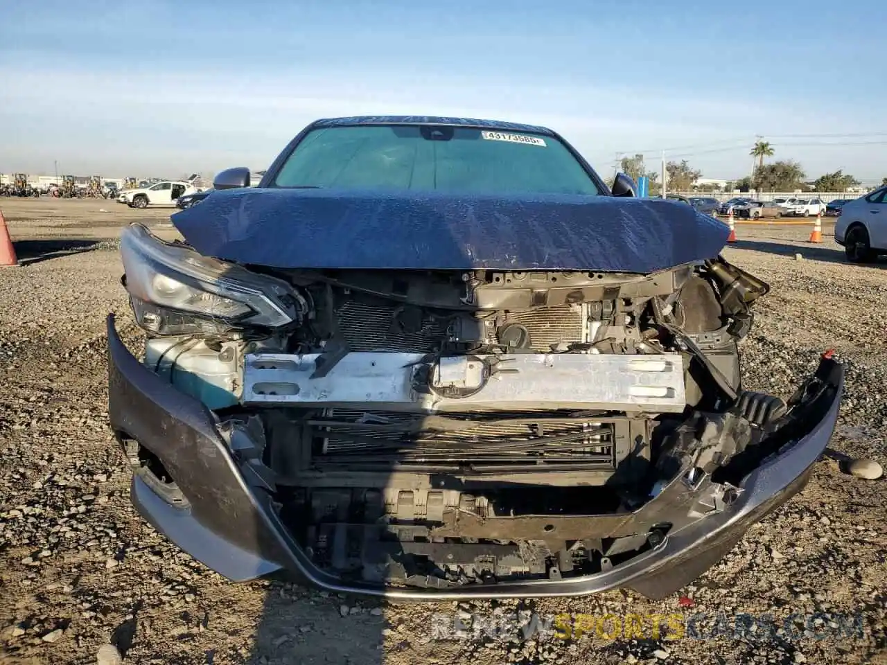 5 Photograph of a damaged car 1N4BL4EV3KC175538 NISSAN ALTIMA 2019