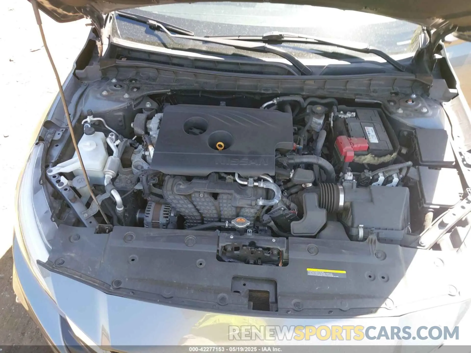 10 Photograph of a damaged car 1N4BL4EV3KC188239 NISSAN ALTIMA 2019
