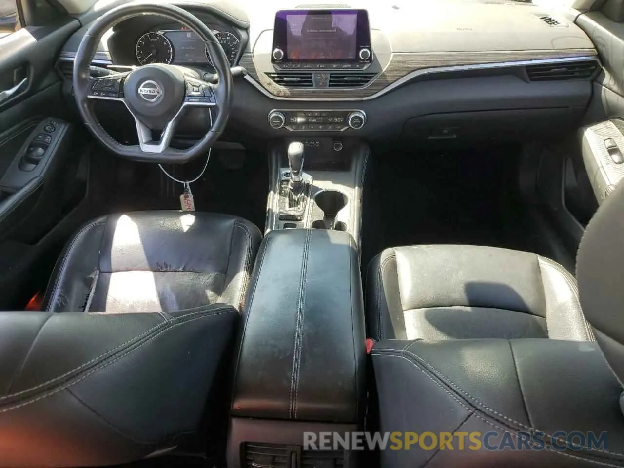 8 Photograph of a damaged car 1N4BL4EV3KC189083 NISSAN ALTIMA 2019