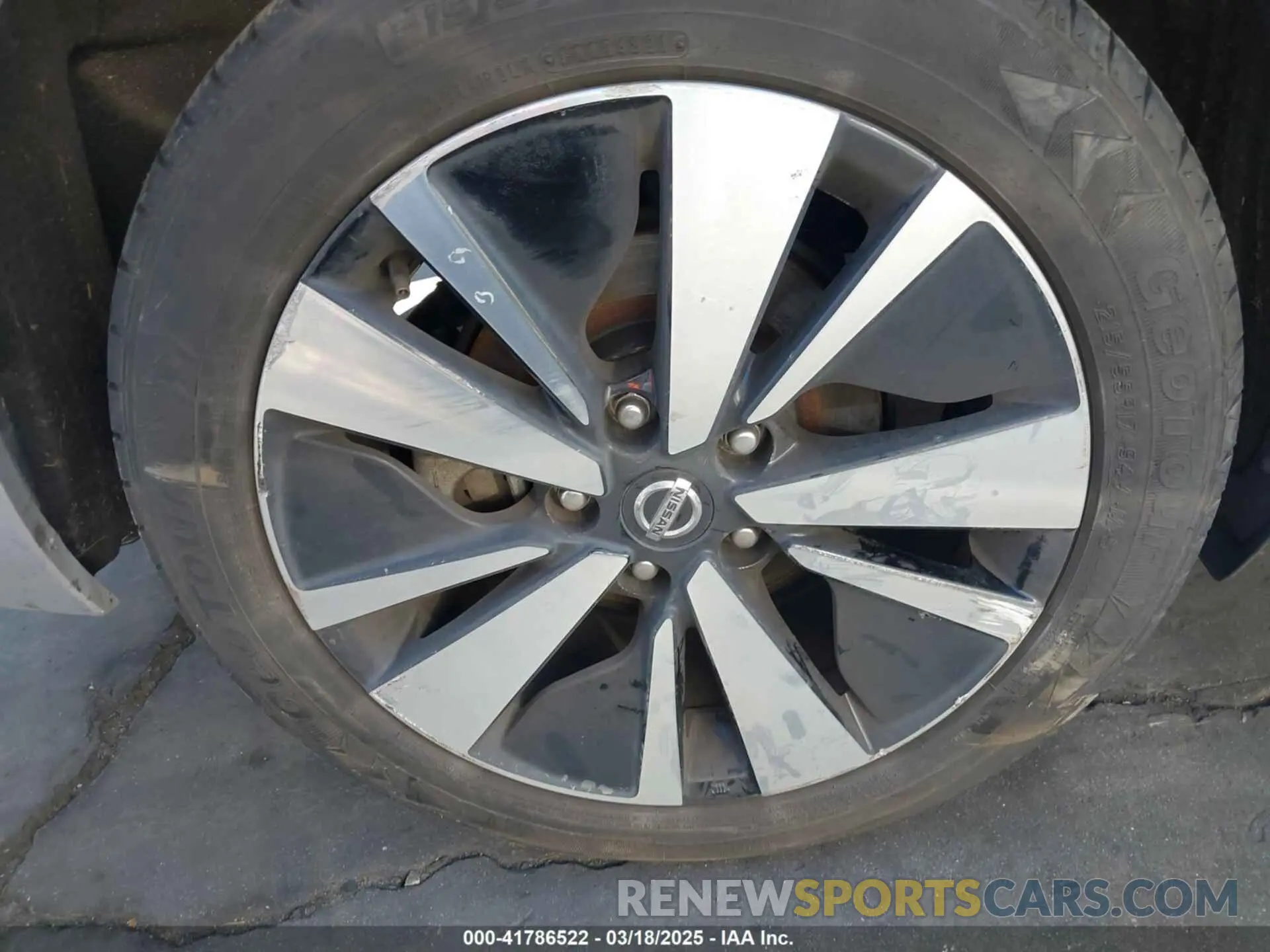 18 Photograph of a damaged car 1N4BL4EV3KC230490 NISSAN ALTIMA 2019