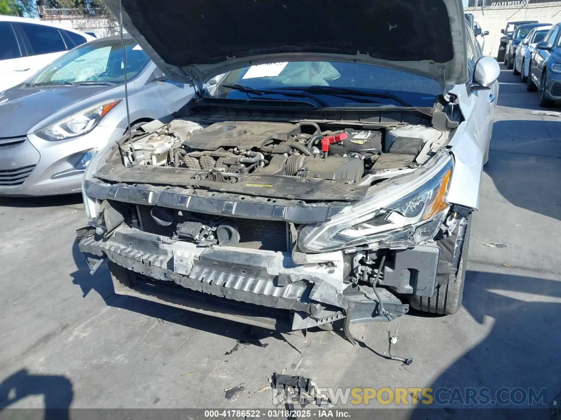 6 Photograph of a damaged car 1N4BL4EV3KC230490 NISSAN ALTIMA 2019