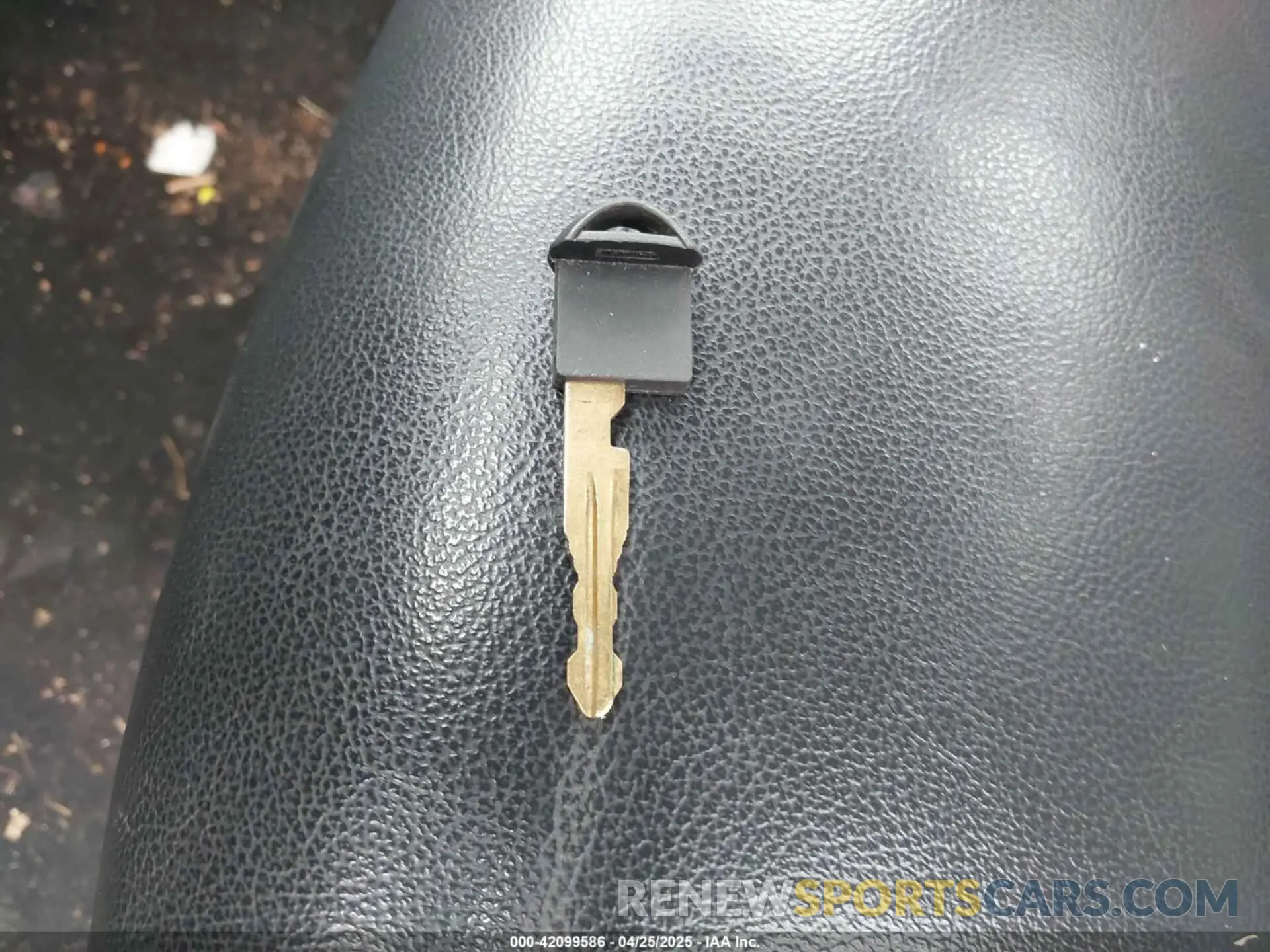 11 Photograph of a damaged car 1N4BL4EV3KC245295 NISSAN ALTIMA 2019