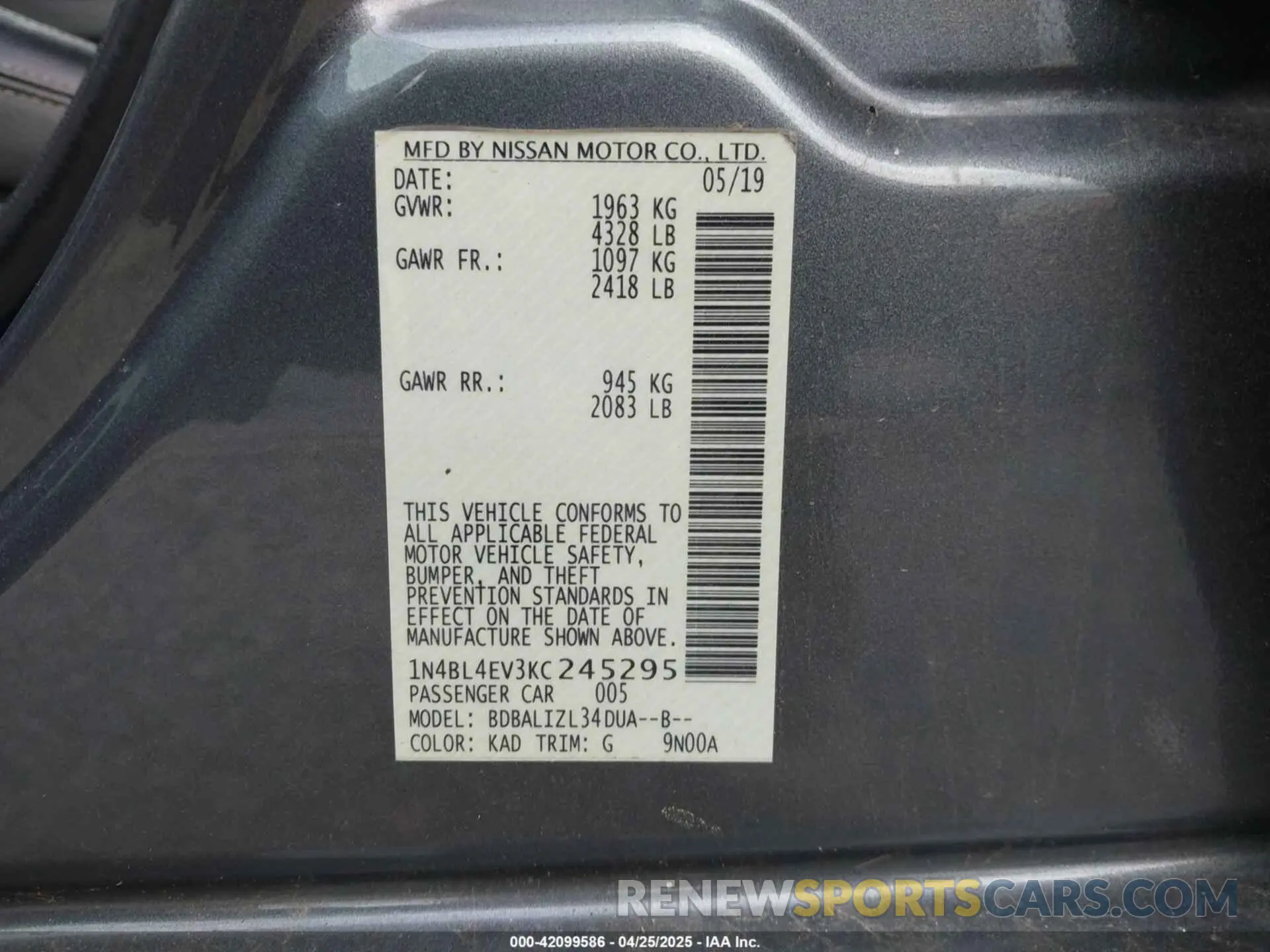 9 Photograph of a damaged car 1N4BL4EV3KC245295 NISSAN ALTIMA 2019