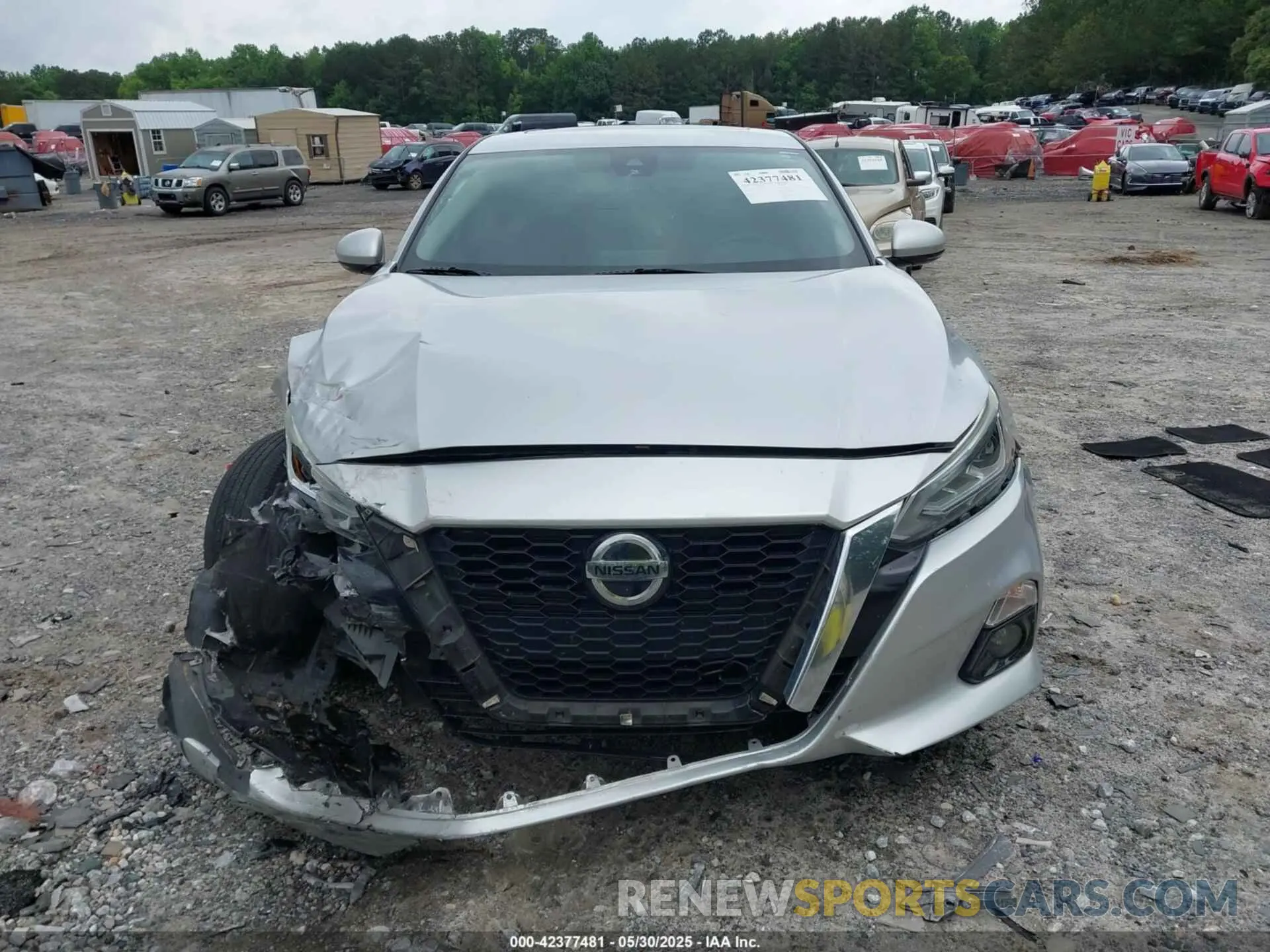 11 Photograph of a damaged car 1N4BL4EV3KC248620 NISSAN ALTIMA 2019