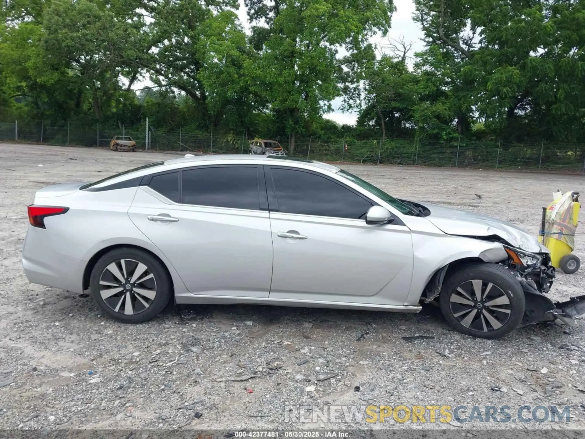 12 Photograph of a damaged car 1N4BL4EV3KC248620 NISSAN ALTIMA 2019