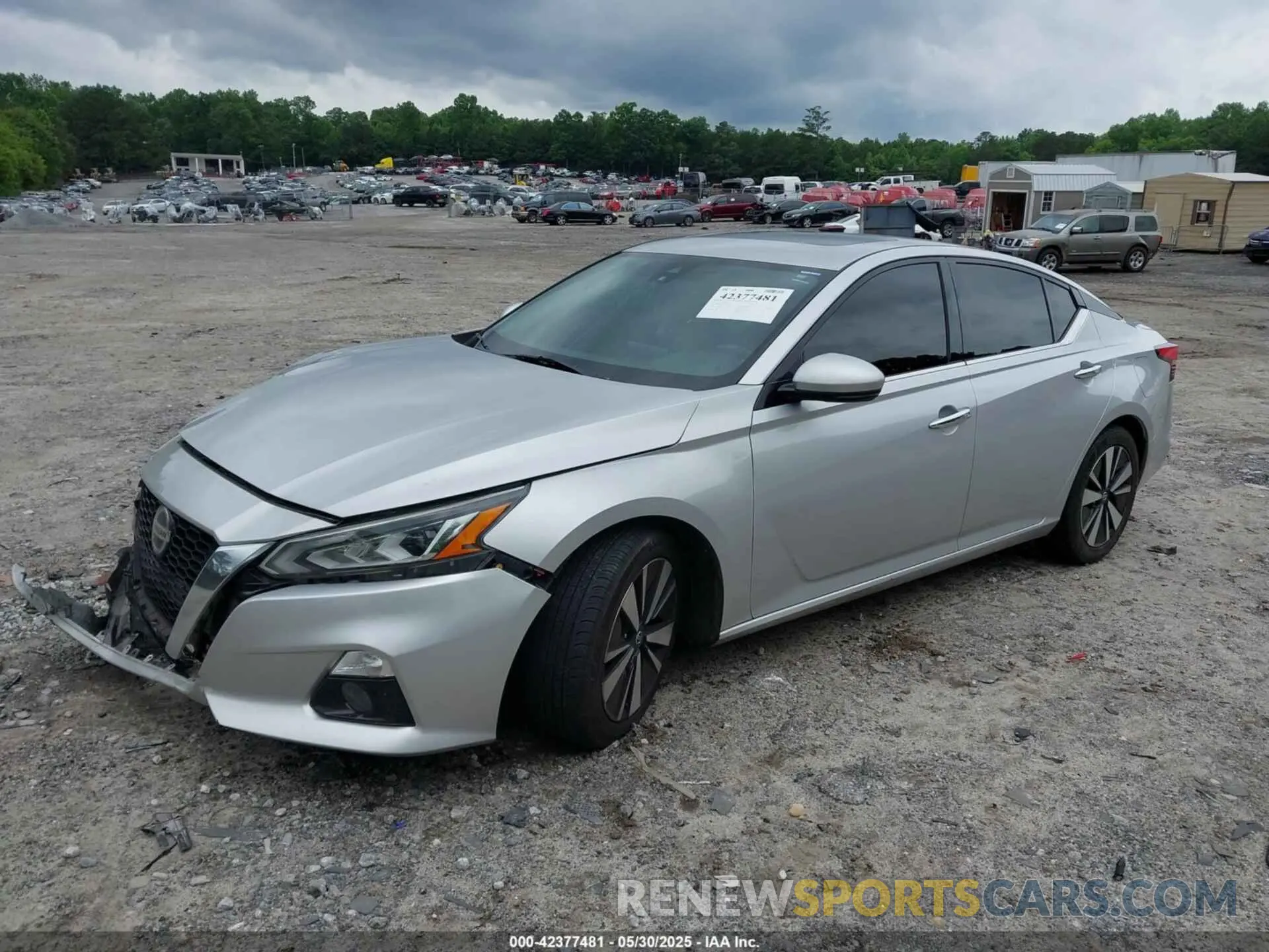2 Photograph of a damaged car 1N4BL4EV3KC248620 NISSAN ALTIMA 2019