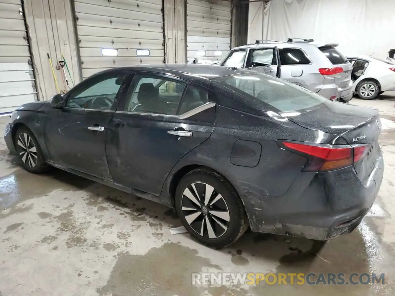 2 Photograph of a damaged car 1N4BL4EV3KC255860 NISSAN ALTIMA 2019