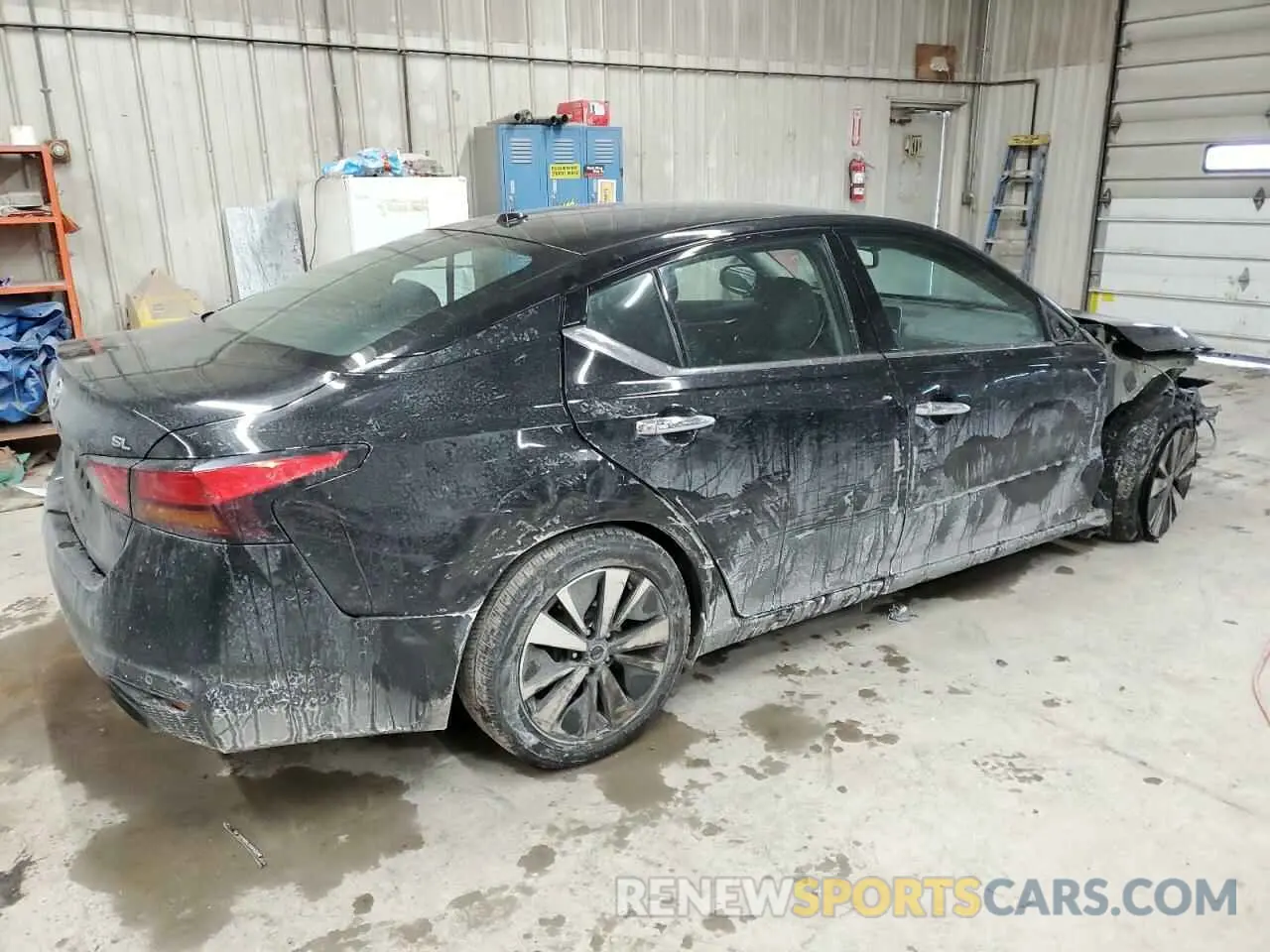 3 Photograph of a damaged car 1N4BL4EV3KC255860 NISSAN ALTIMA 2019