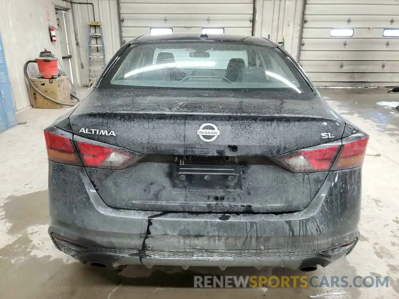 6 Photograph of a damaged car 1N4BL4EV3KC255860 NISSAN ALTIMA 2019