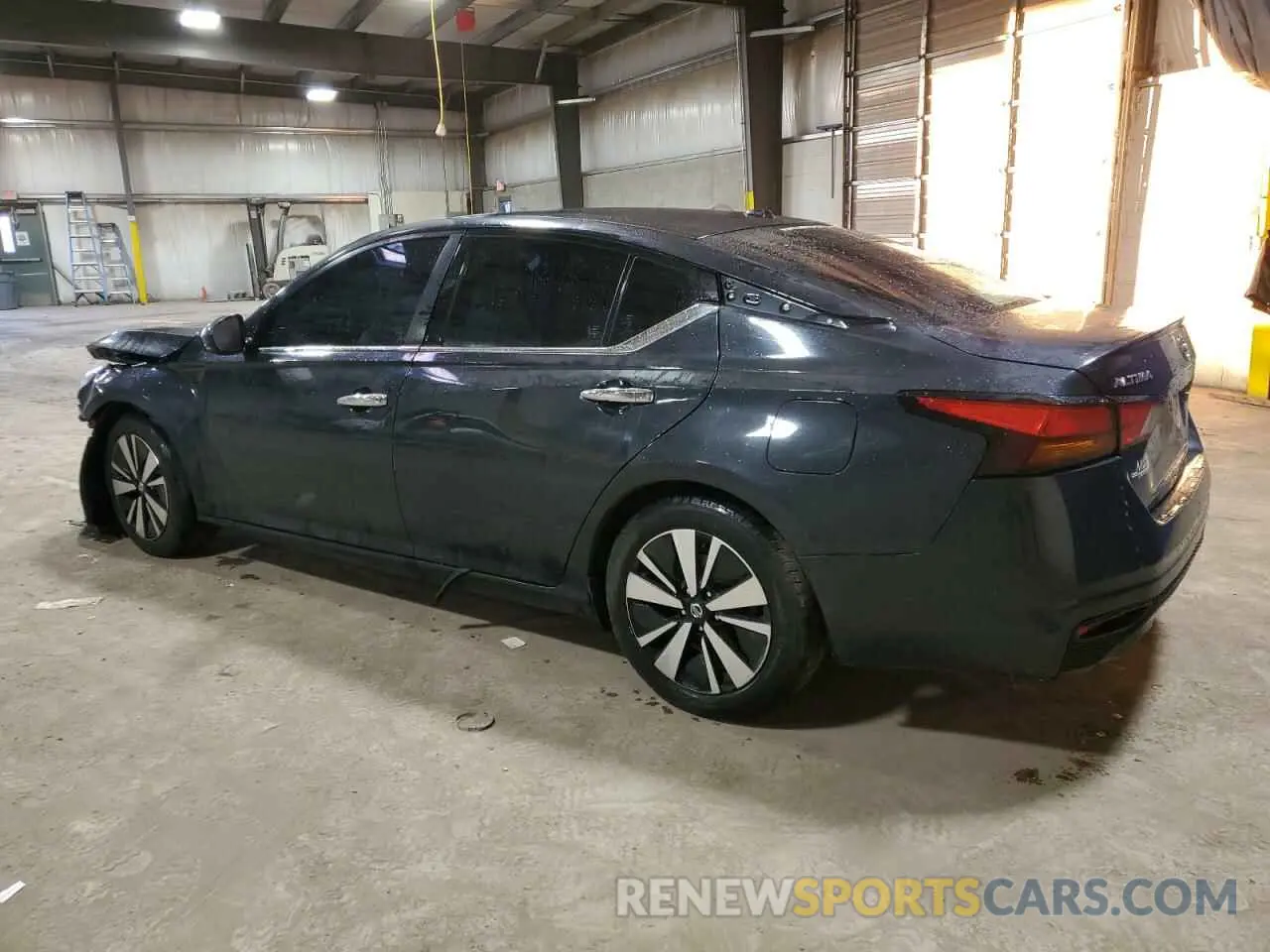 2 Photograph of a damaged car 1N4BL4EV4KC160417 NISSAN ALTIMA 2019