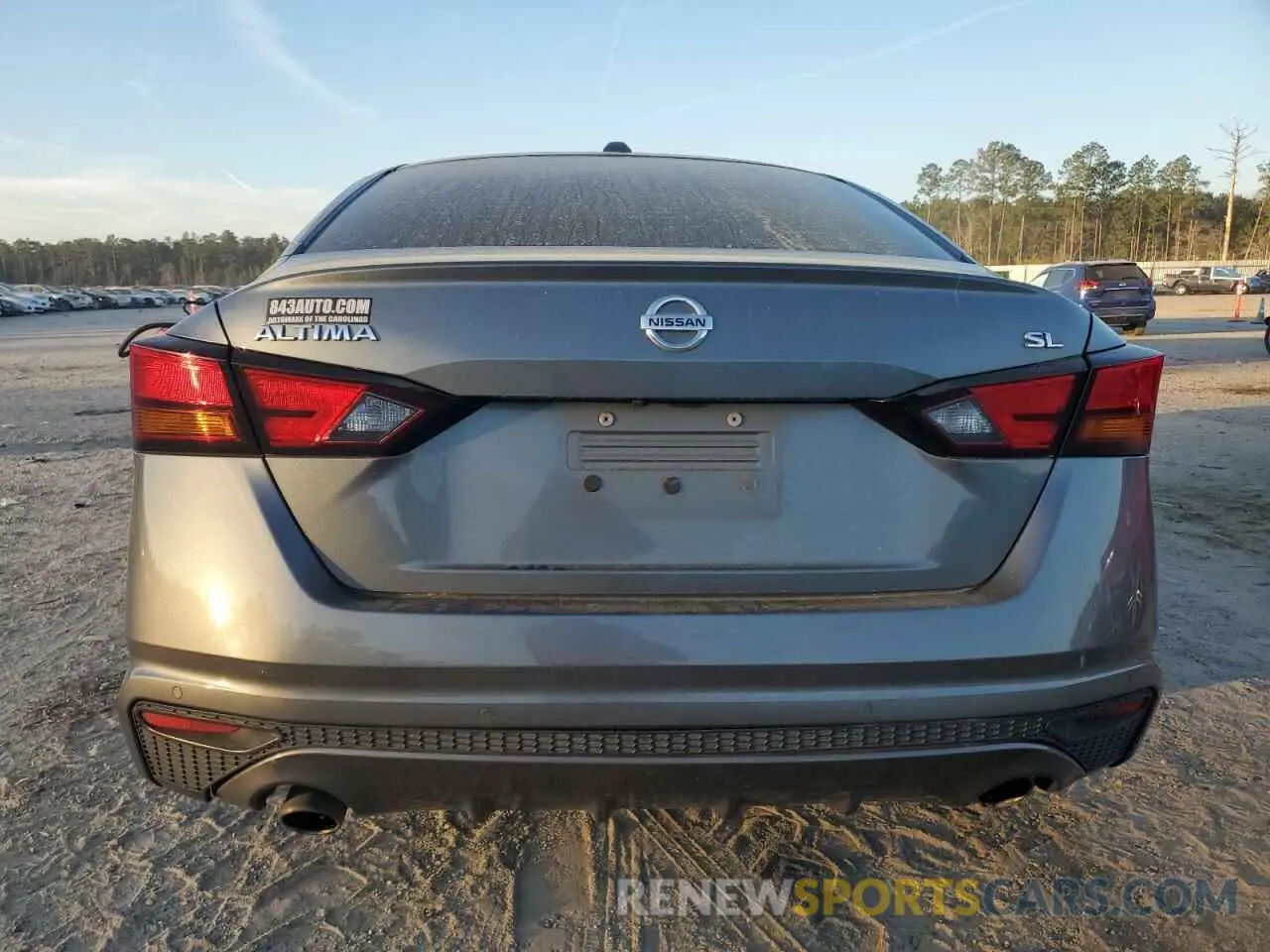 6 Photograph of a damaged car 1N4BL4EV4KC168291 NISSAN ALTIMA 2019