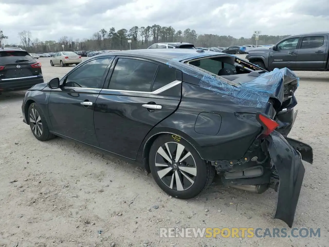 2 Photograph of a damaged car 1N4BL4EV4KC184328 NISSAN ALTIMA 2019