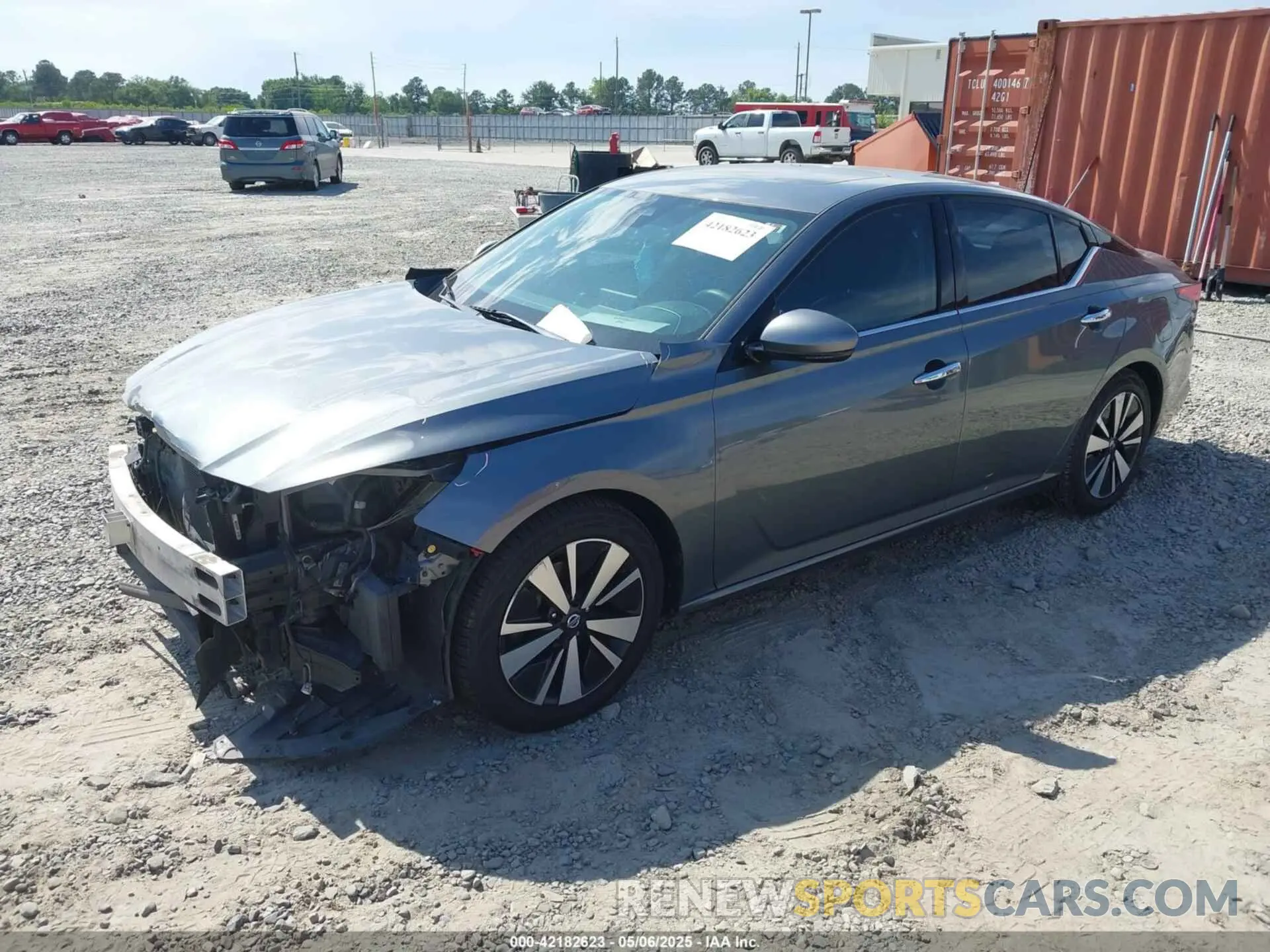 2 Photograph of a damaged car 1N4BL4EV4KC189223 NISSAN ALTIMA 2019