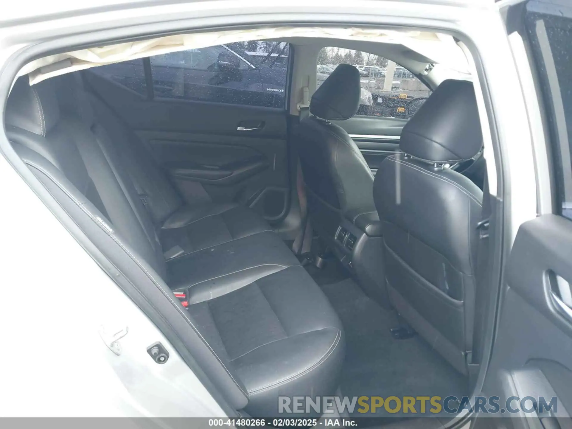 8 Photograph of a damaged car 1N4BL4EV4KC196673 NISSAN ALTIMA 2019
