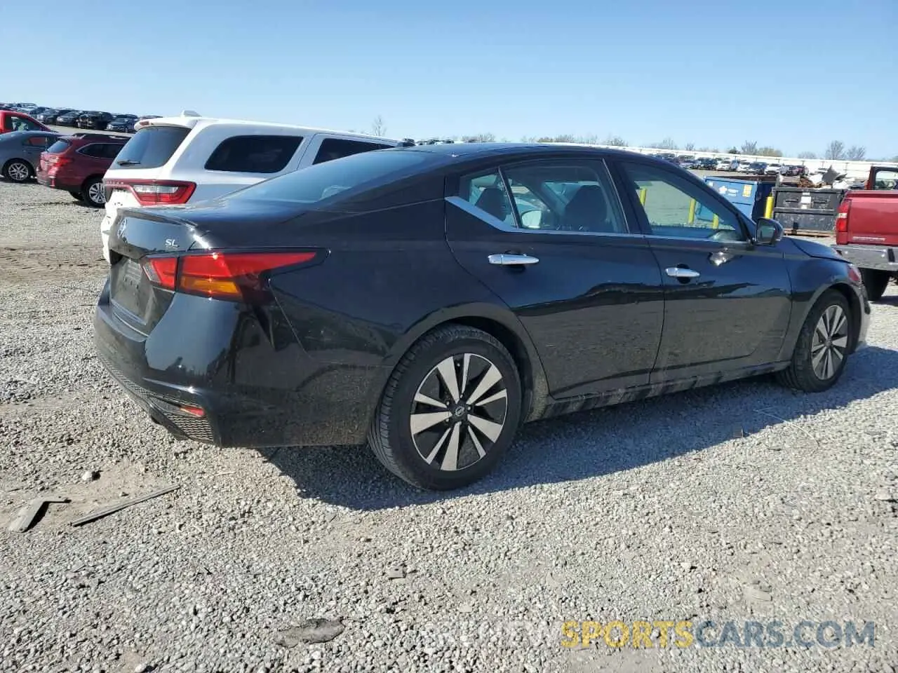 3 Photograph of a damaged car 1N4BL4EV4KC204044 NISSAN ALTIMA 2019