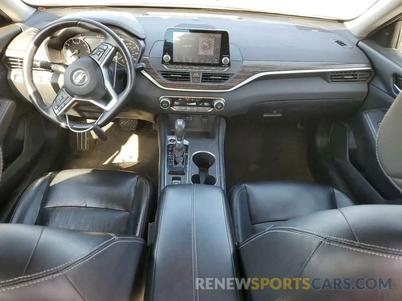 8 Photograph of a damaged car 1N4BL4EV4KC204044 NISSAN ALTIMA 2019