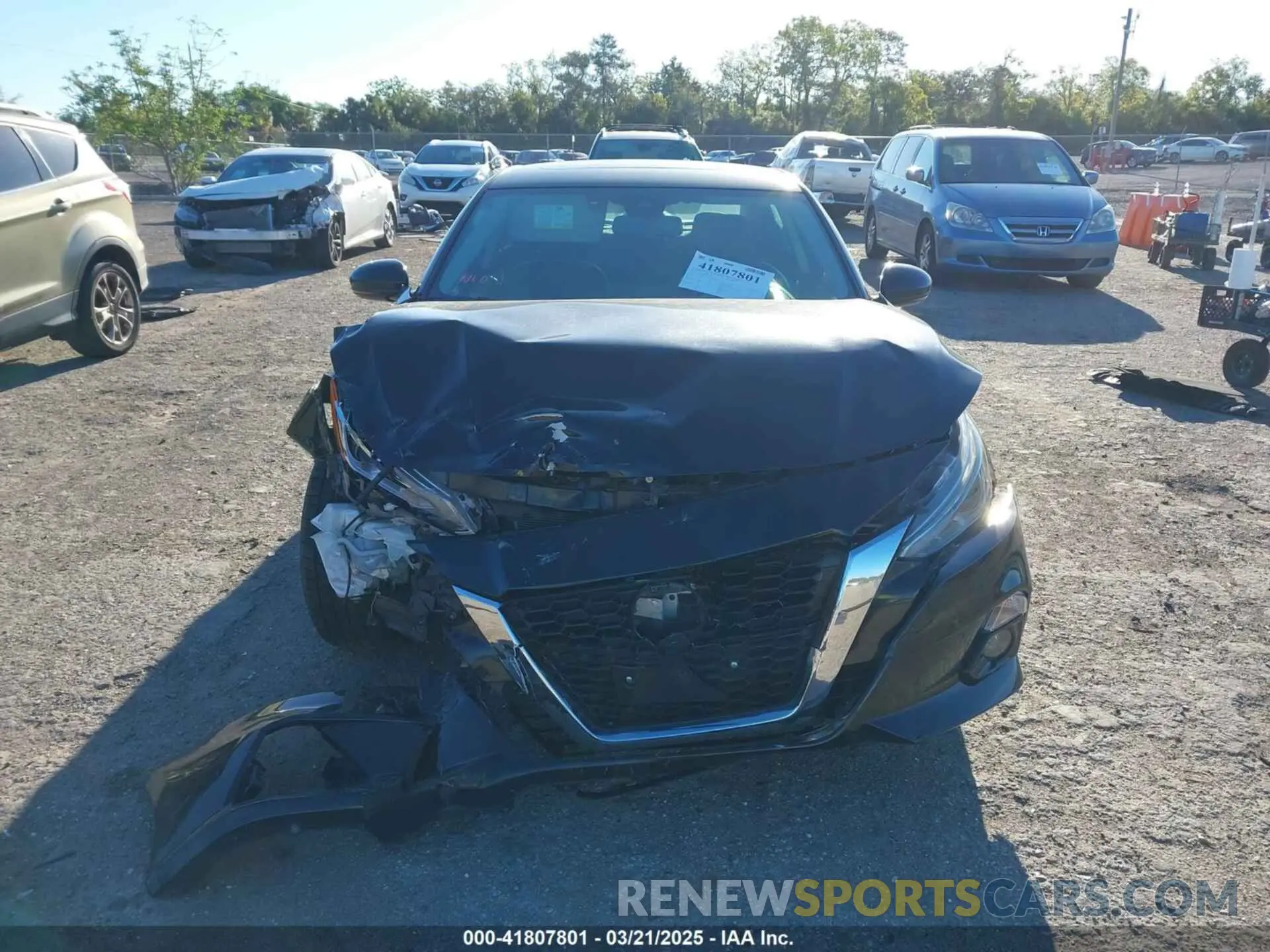 13 Photograph of a damaged car 1N4BL4EV4KC207767 NISSAN ALTIMA 2019