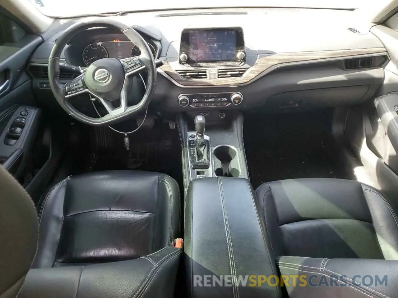 8 Photograph of a damaged car 1N4BL4EV4KC245600 NISSAN ALTIMA 2019