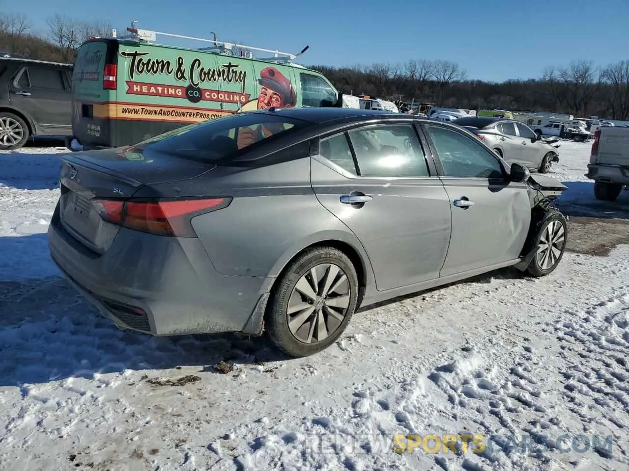 3 Photograph of a damaged car 1N4BL4EV4KC245743 NISSAN ALTIMA 2019