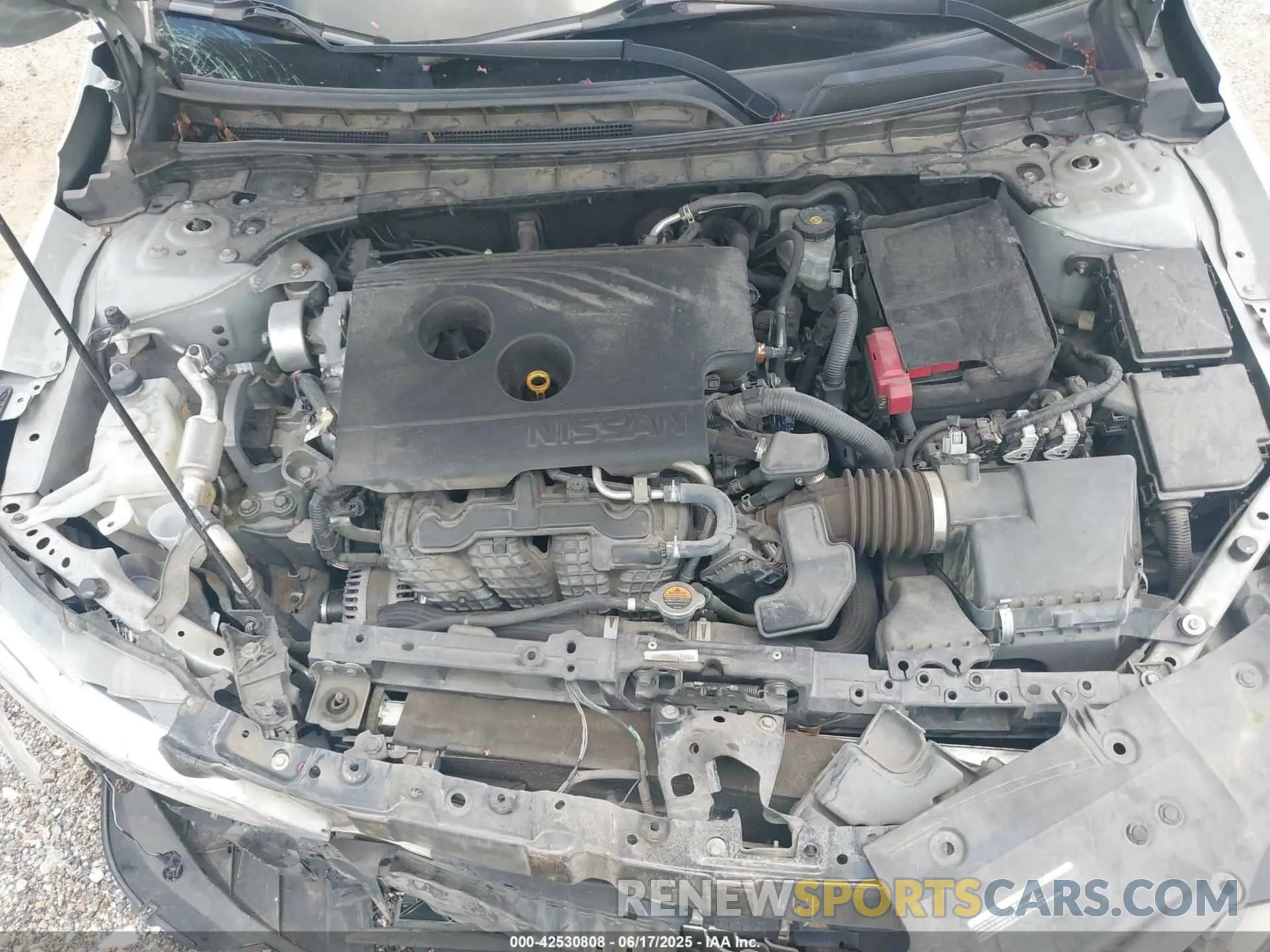 10 Photograph of a damaged car 1N4BL4EV4KC256855 NISSAN ALTIMA 2019