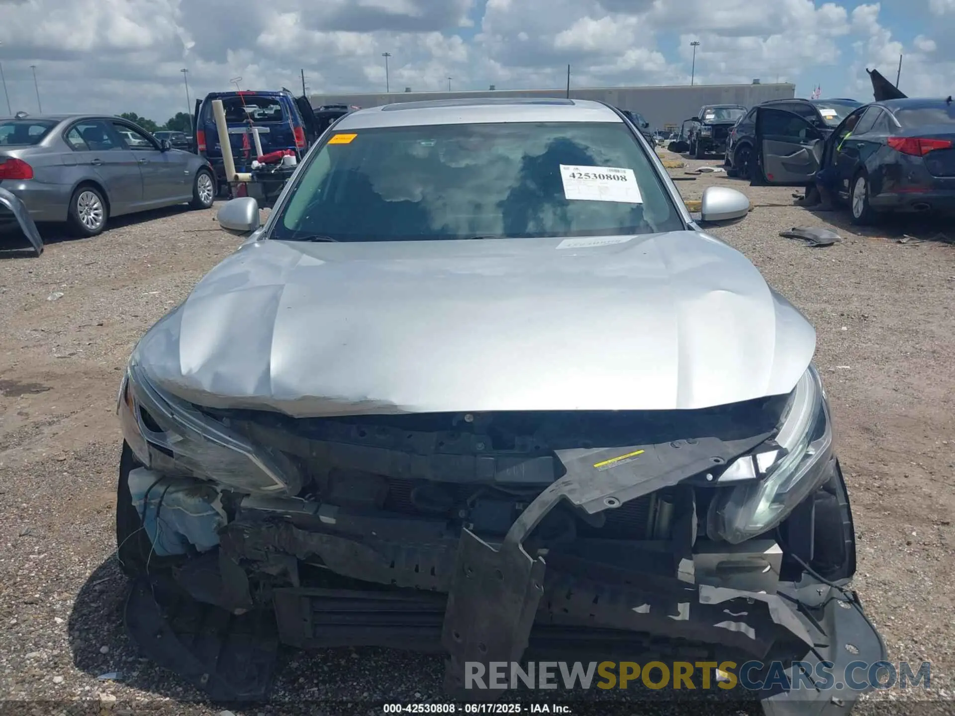 13 Photograph of a damaged car 1N4BL4EV4KC256855 NISSAN ALTIMA 2019