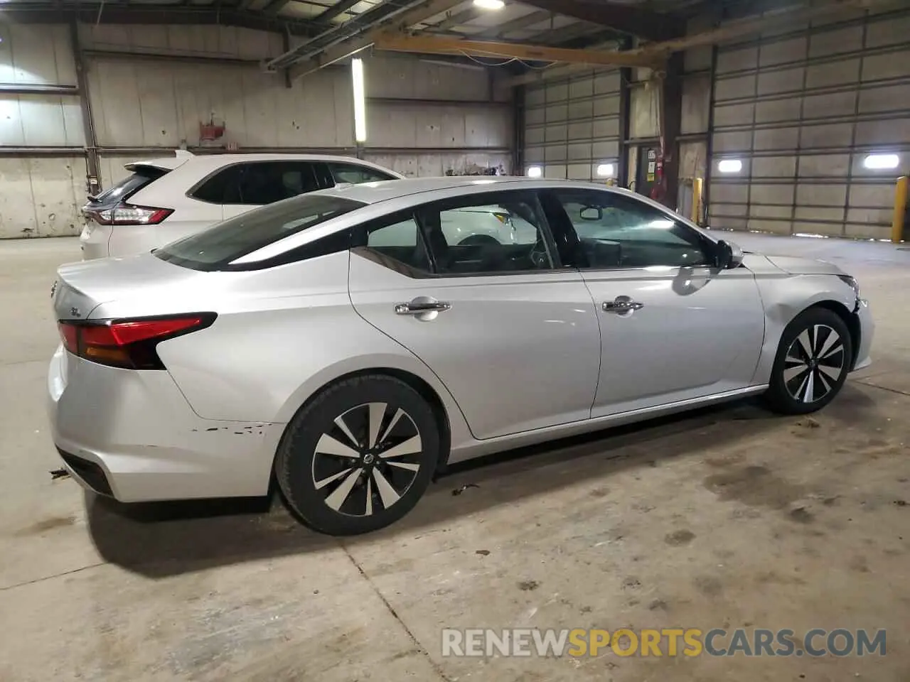 3 Photograph of a damaged car 1N4BL4EV5KC116006 NISSAN ALTIMA 2019