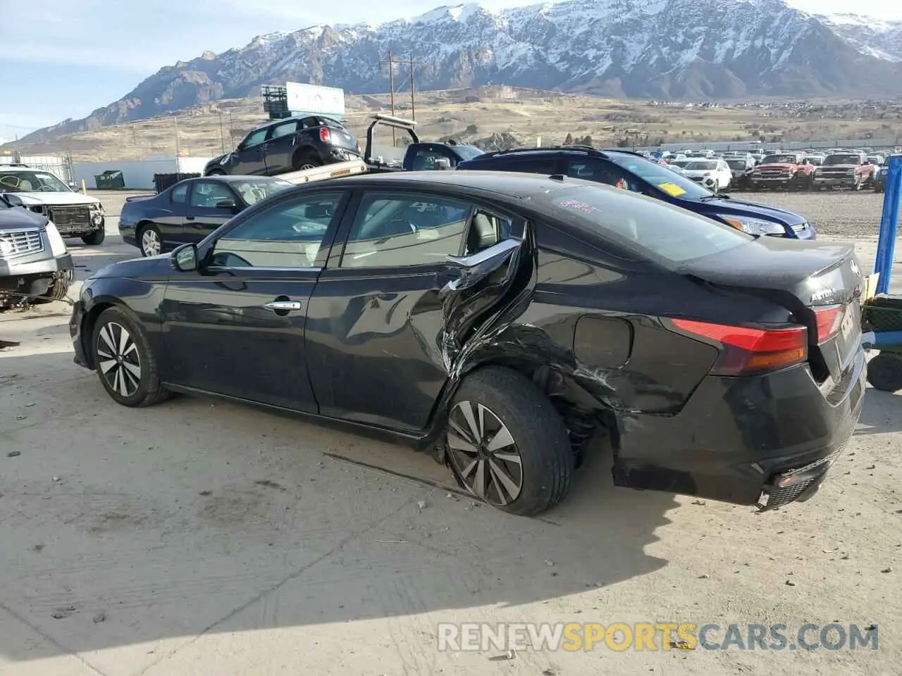 2 Photograph of a damaged car 1N4BL4EV5KC203694 NISSAN ALTIMA 2019