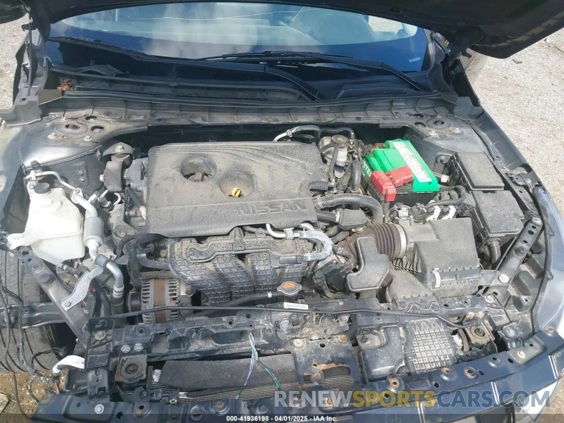 10 Photograph of a damaged car 1N4BL4EV5KC203971 NISSAN ALTIMA 2019