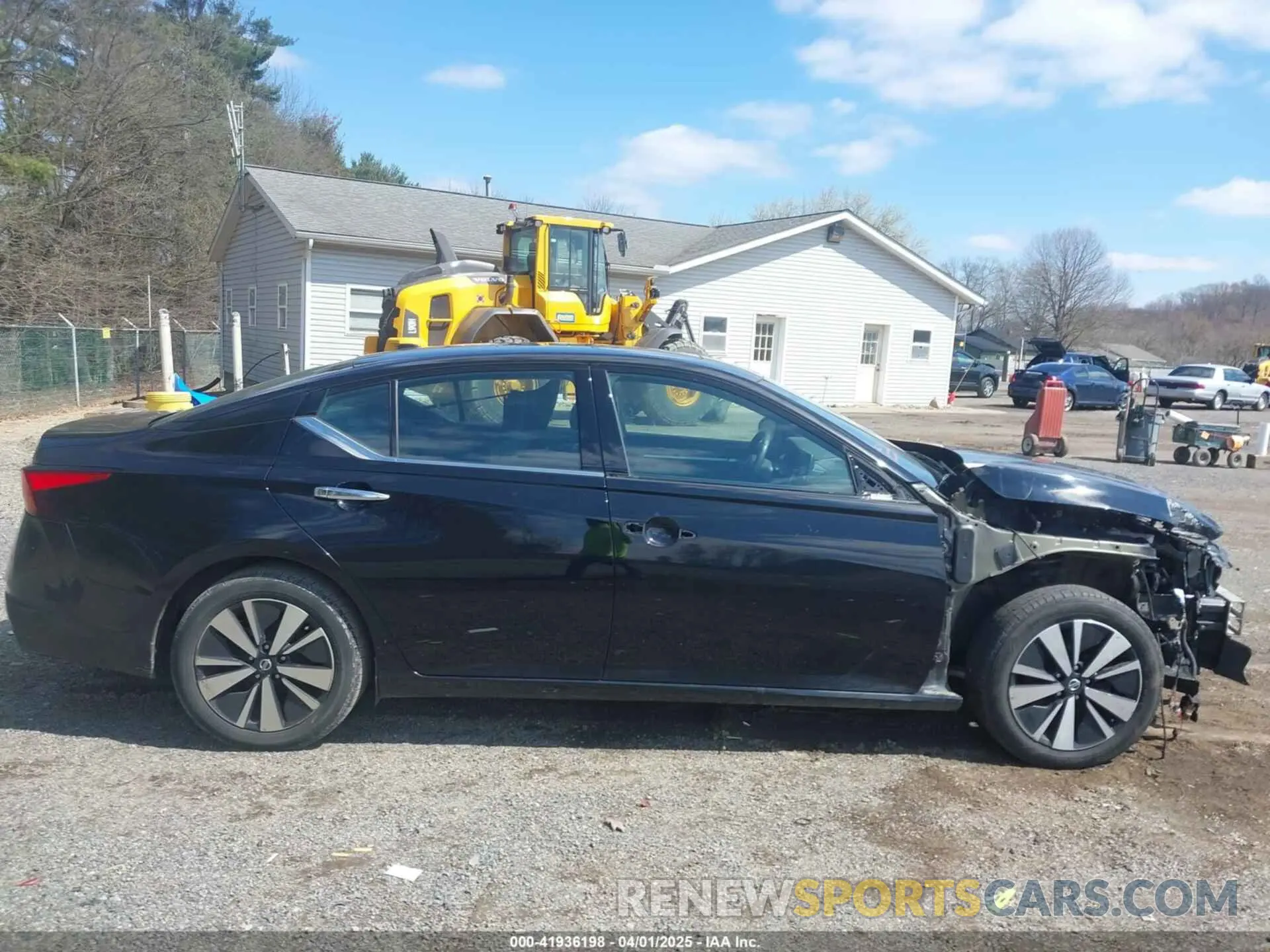 14 Photograph of a damaged car 1N4BL4EV5KC203971 NISSAN ALTIMA 2019