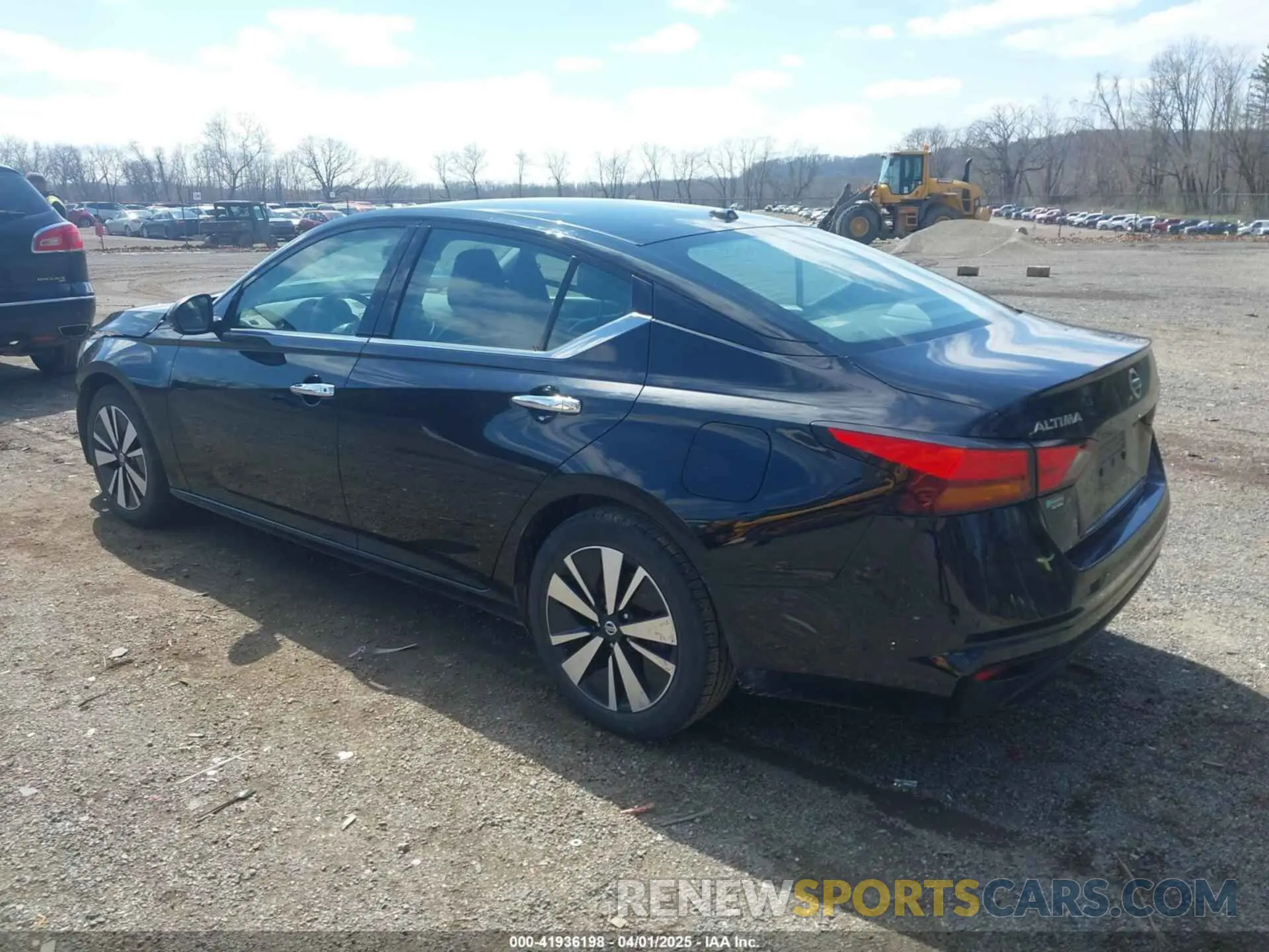 3 Photograph of a damaged car 1N4BL4EV5KC203971 NISSAN ALTIMA 2019