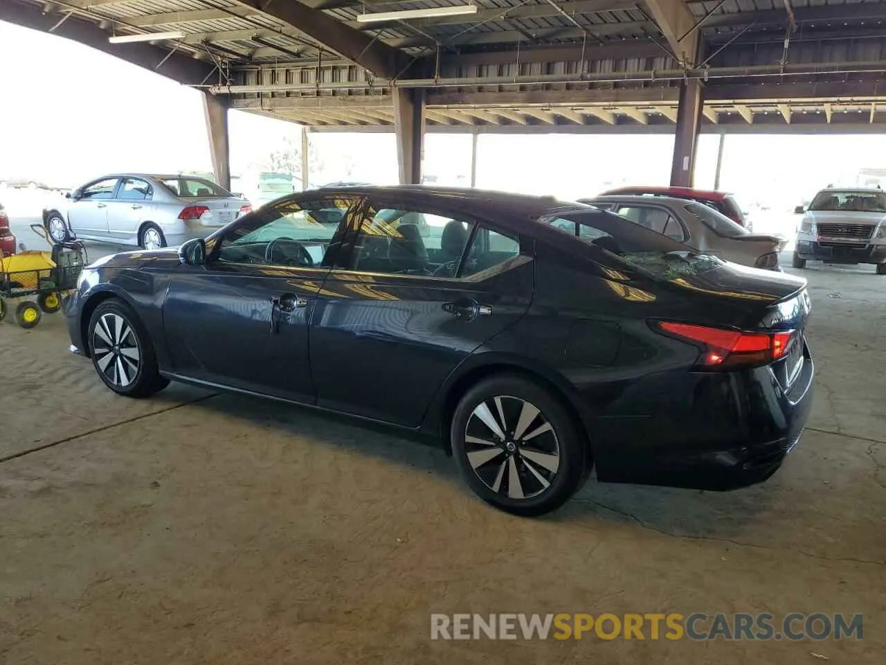 2 Photograph of a damaged car 1N4BL4EV5KC205588 NISSAN ALTIMA 2019
