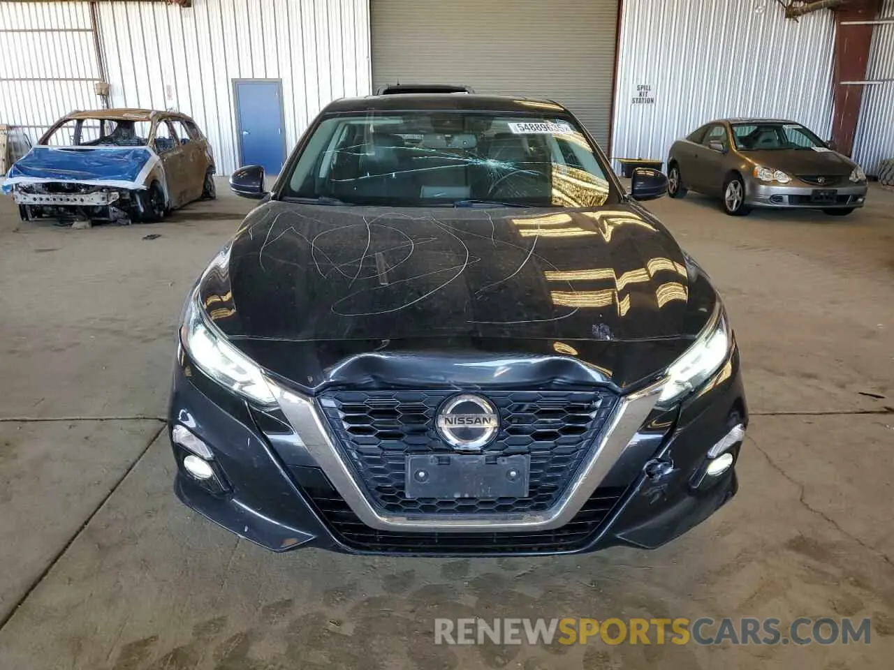 5 Photograph of a damaged car 1N4BL4EV5KC205588 NISSAN ALTIMA 2019