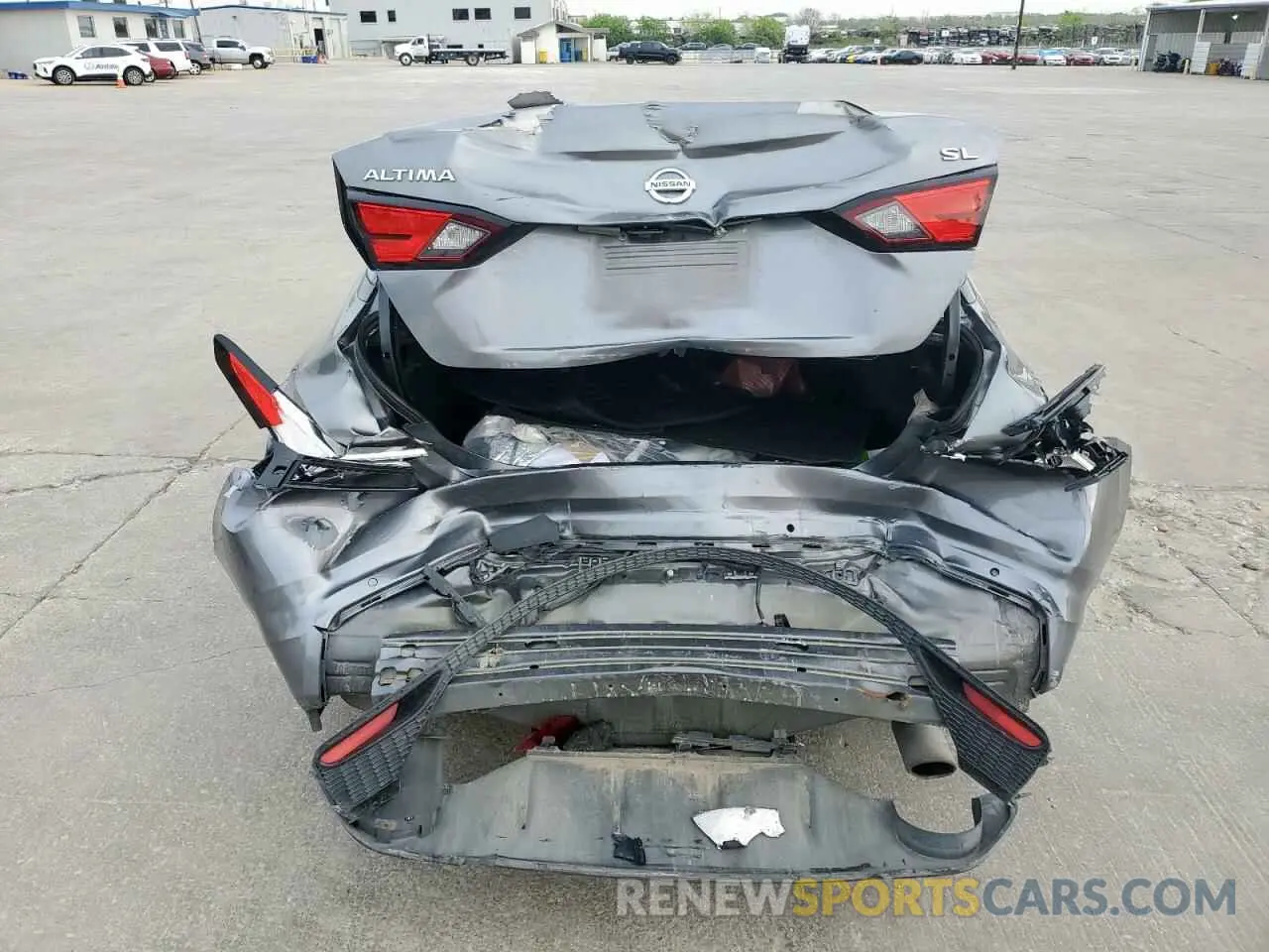 6 Photograph of a damaged car 1N4BL4EV5KC224738 NISSAN ALTIMA 2019