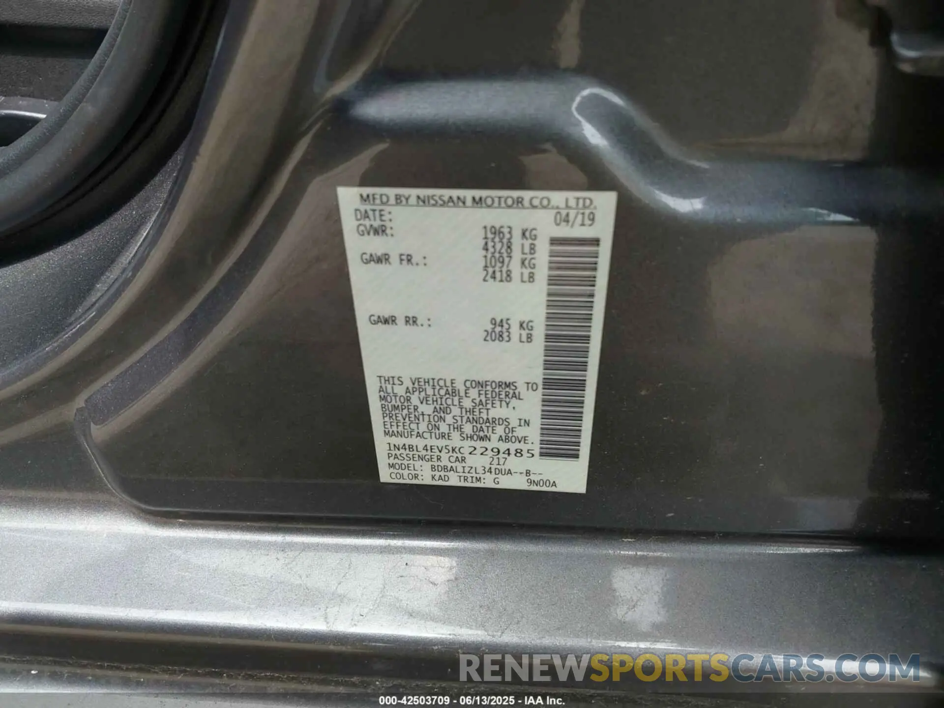 9 Photograph of a damaged car 1N4BL4EV5KC229485 NISSAN ALTIMA 2019