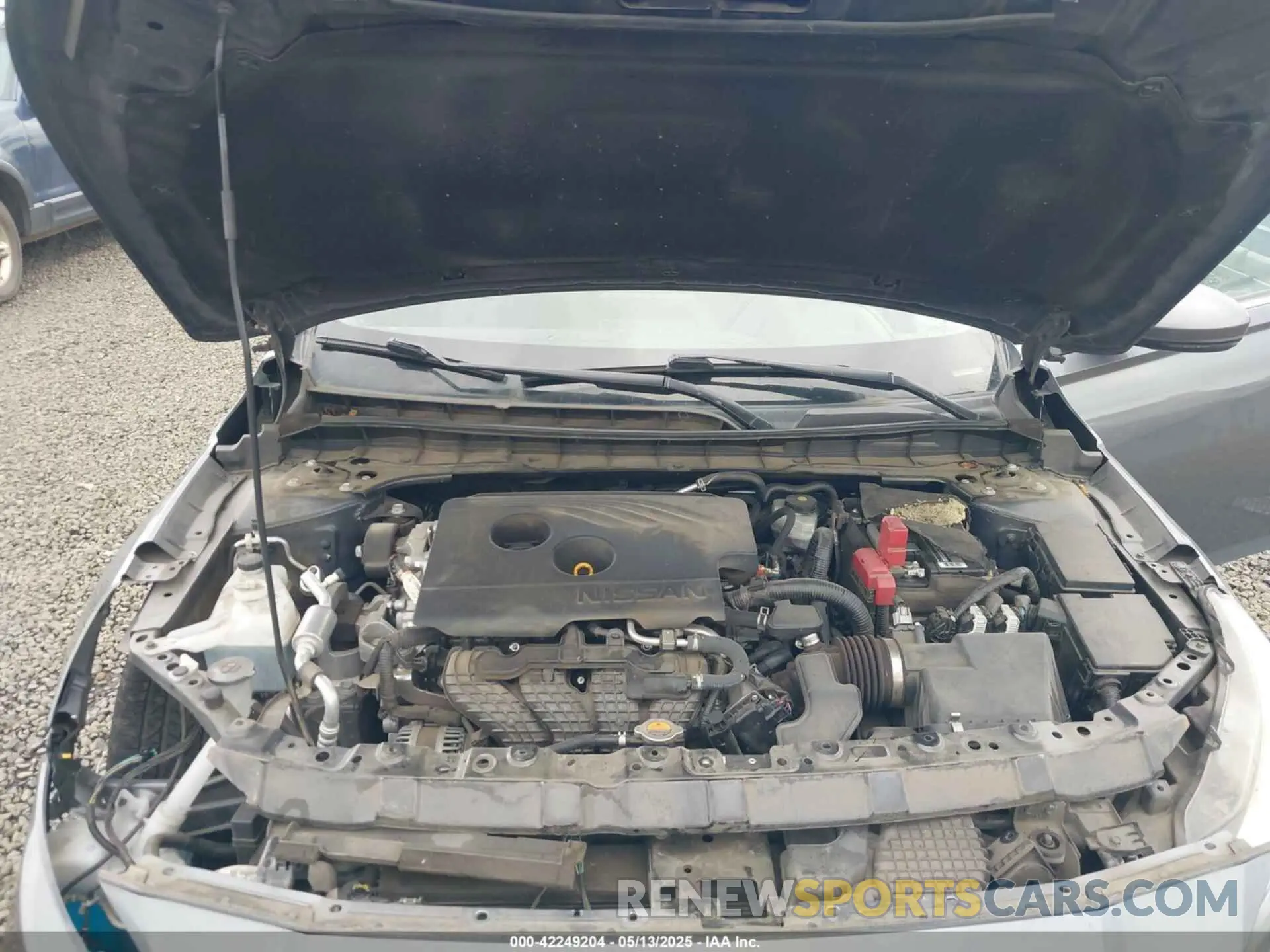 10 Photograph of a damaged car 1N4BL4EV5KC255567 NISSAN ALTIMA 2019