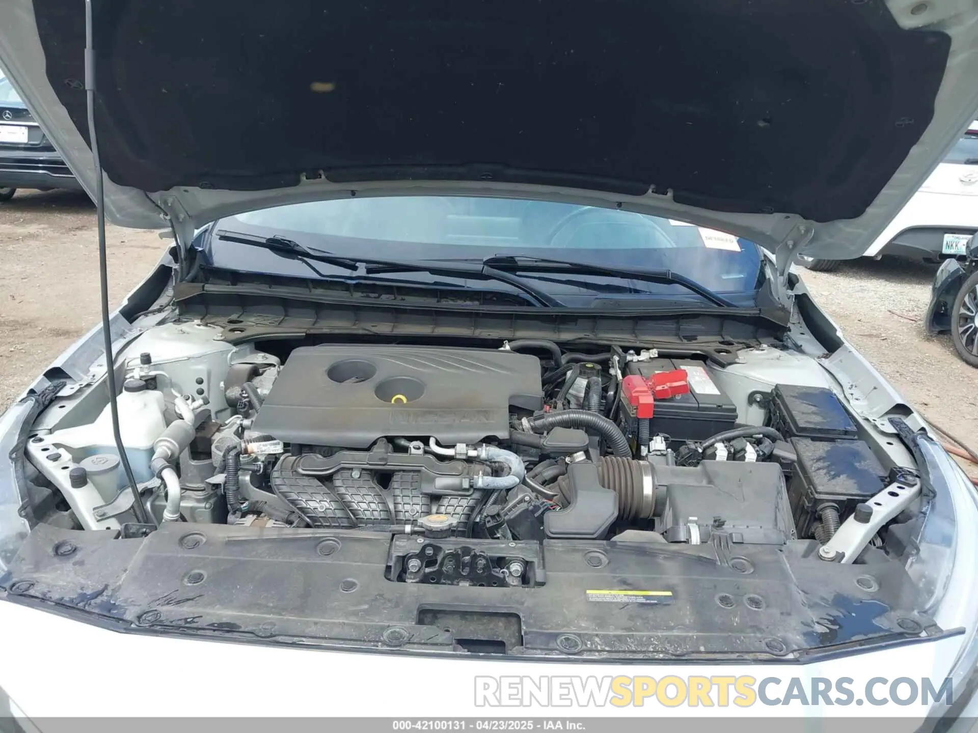 10 Photograph of a damaged car 1N4BL4EV6KC102020 NISSAN ALTIMA 2019