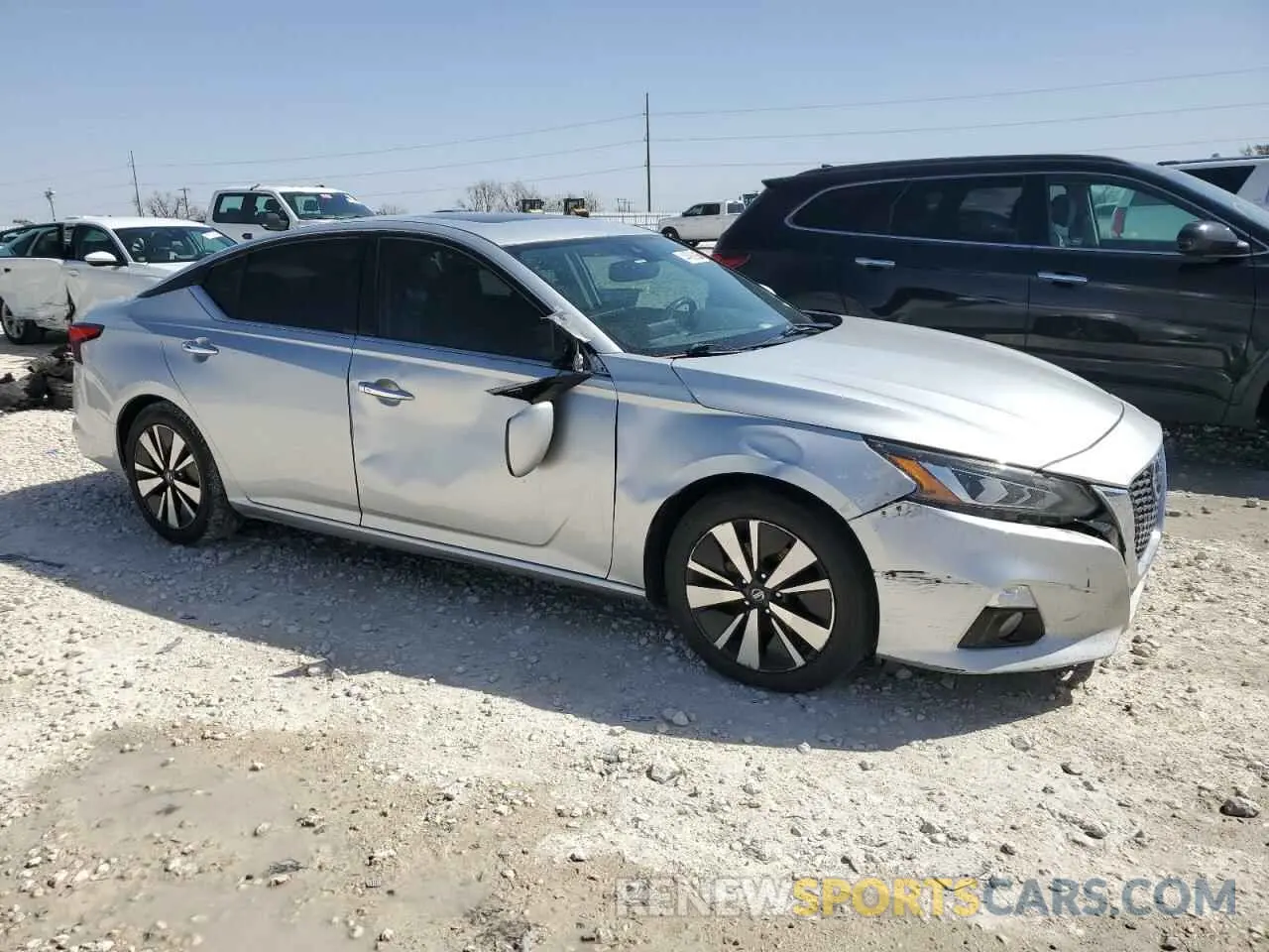 4 Photograph of a damaged car 1N4BL4EV6KC175338 NISSAN ALTIMA 2019