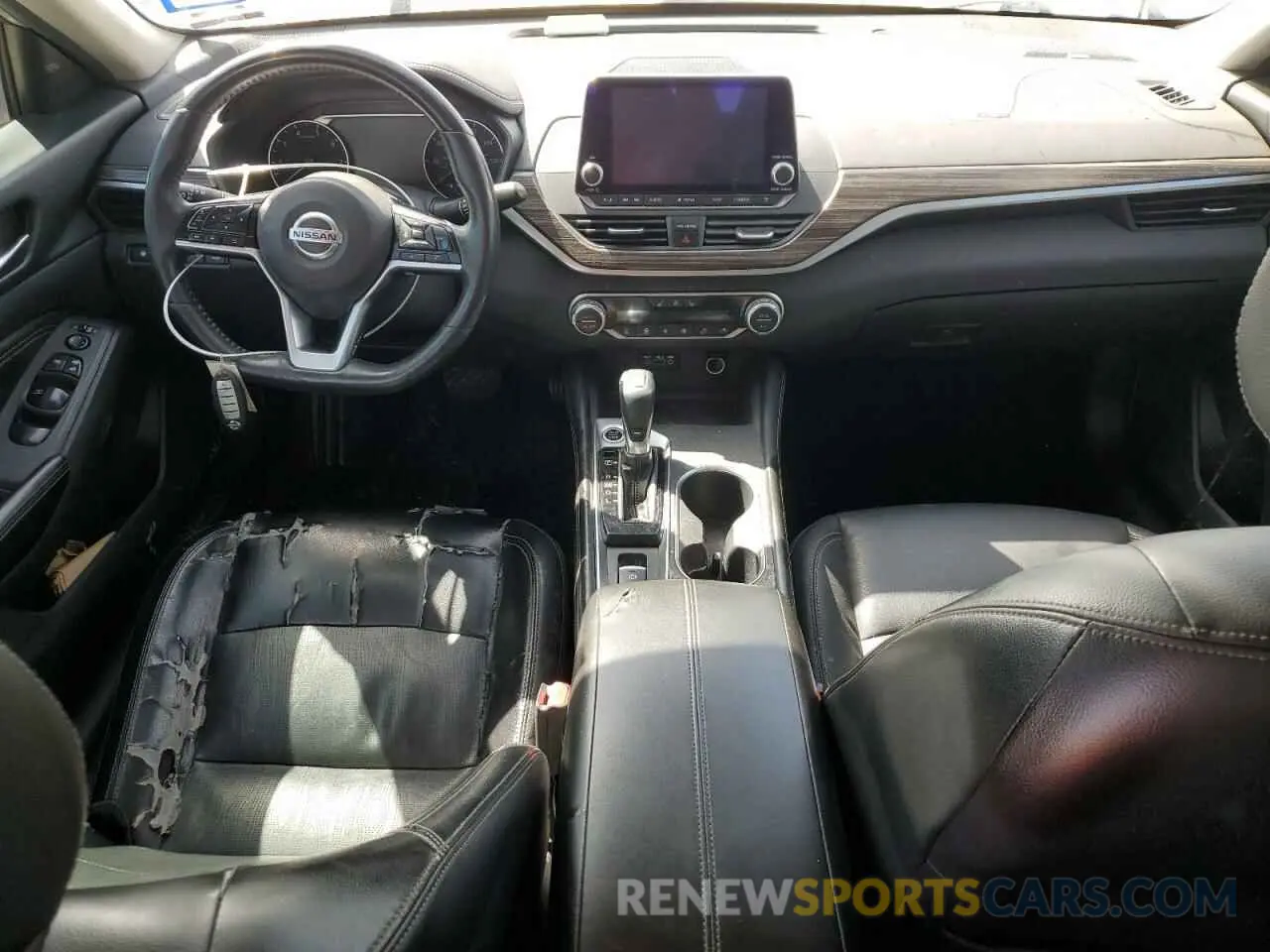 8 Photograph of a damaged car 1N4BL4EV6KC175338 NISSAN ALTIMA 2019
