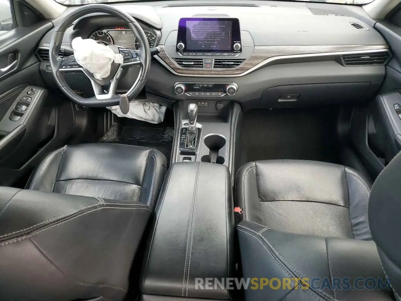 8 Photograph of a damaged car 1N4BL4EV6KC184332 NISSAN ALTIMA 2019