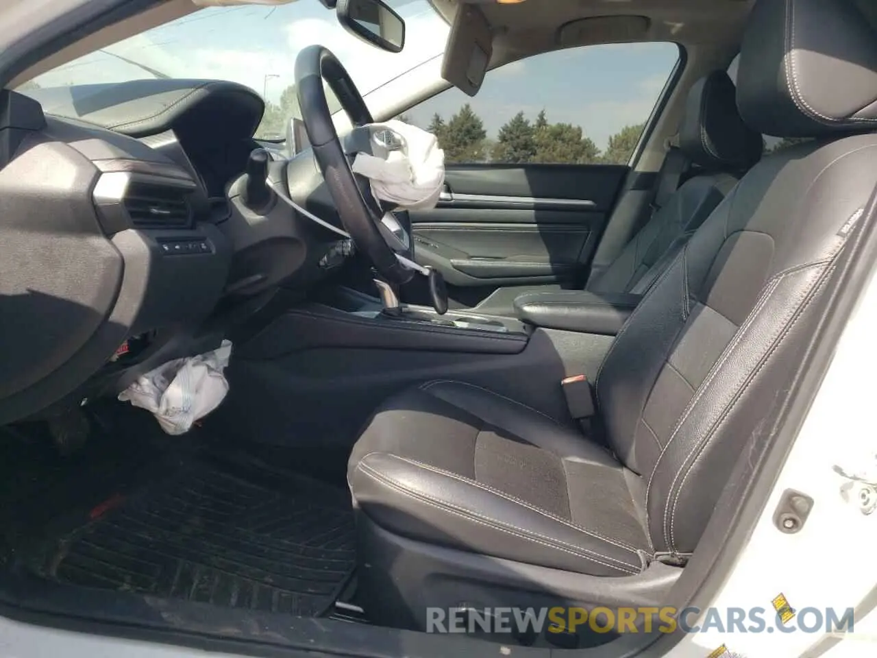 7 Photograph of a damaged car 1N4BL4EV6KC187036 NISSAN ALTIMA 2019
